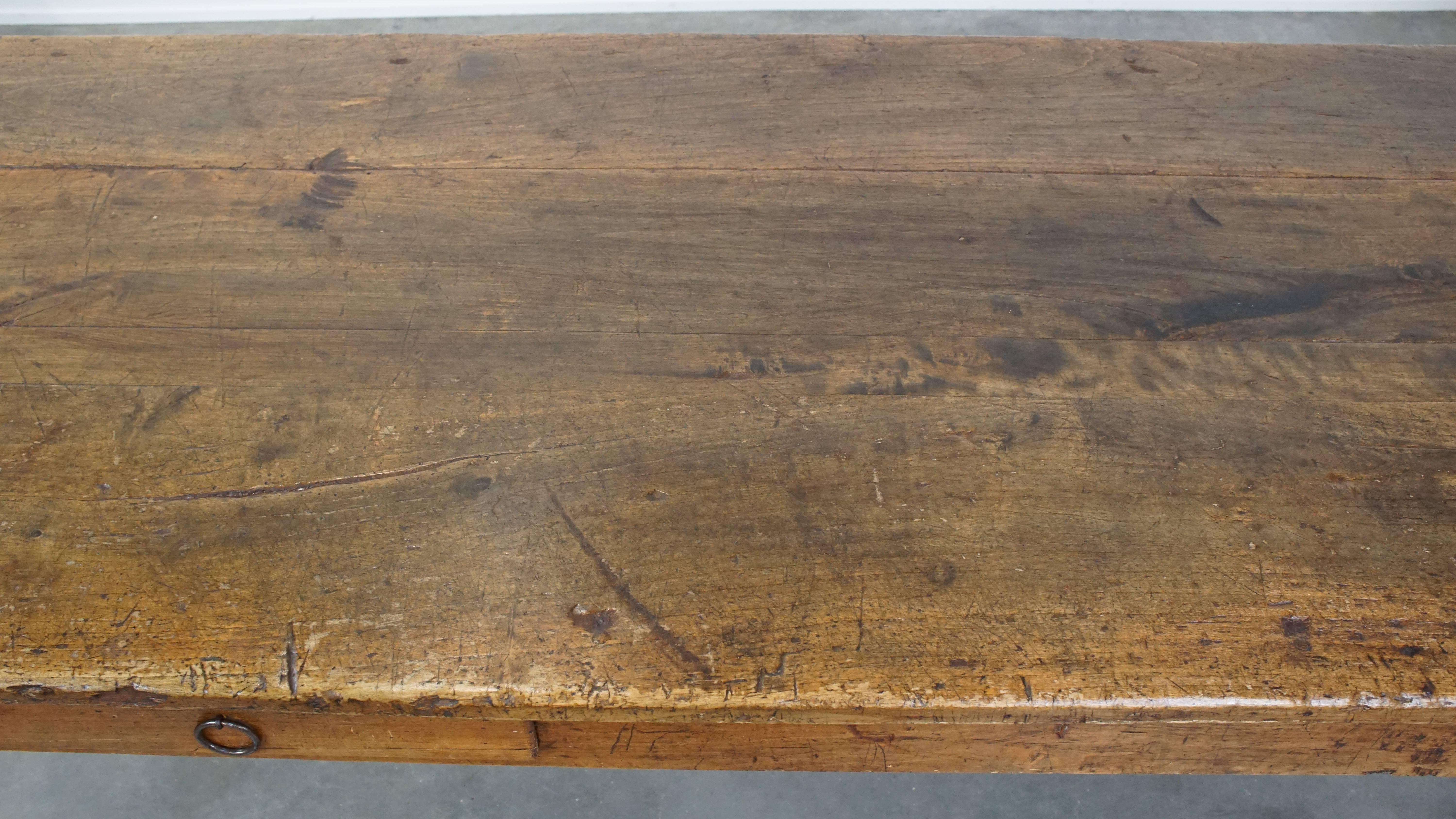 Antique French Farmhouse Dining Table from the Early 19th Century For Sale 3