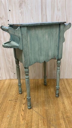 Mesa de centro con humidificador pintado Antique French Farmhouse