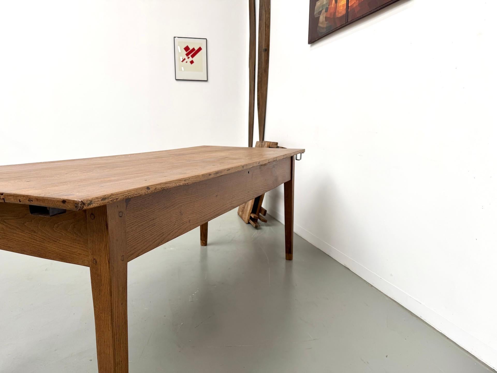 Antique french farmhouse table in solid oak For Sale 5