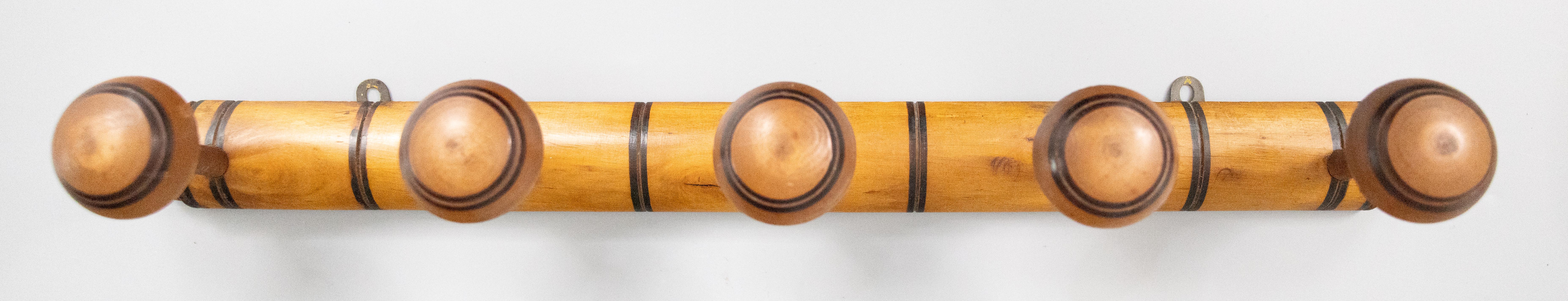 Tourné Porte-manteaux et porte-chapeaux français ancien en faux bambou sculpté, vers 1920 en vente