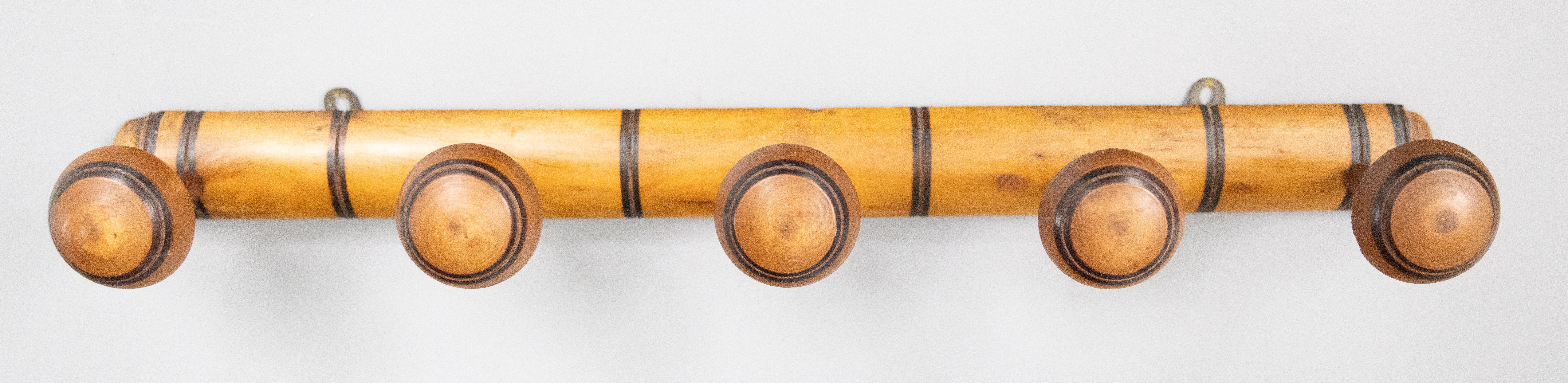 Bois Porte-manteaux et porte-chapeaux français ancien en faux bambou sculpté, vers 1920 en vente