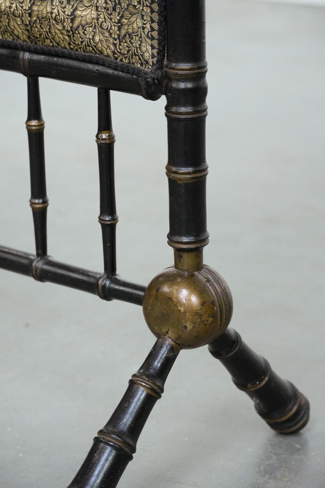 Parafuoco francese antico in finto bambù con tessuto di lusso in vendita 1