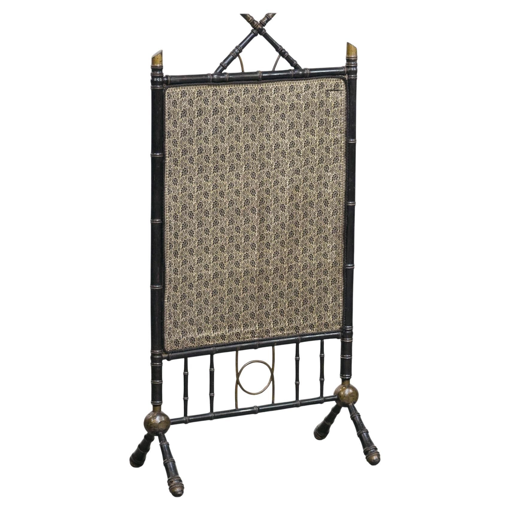 Parafuoco francese antico in finto bambù con tessuto di lusso