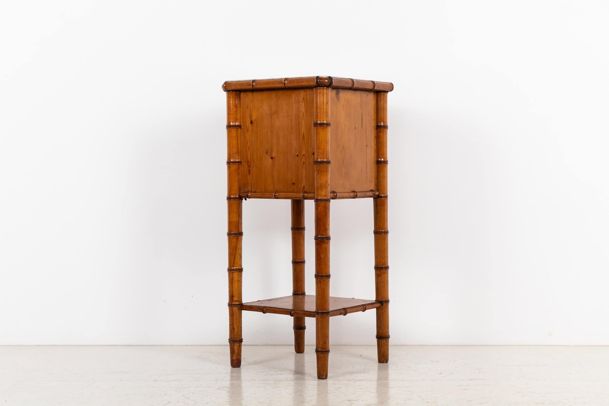 Antique French Faux Bamboo & Marble Side Table, C.I.C. in vendita 3