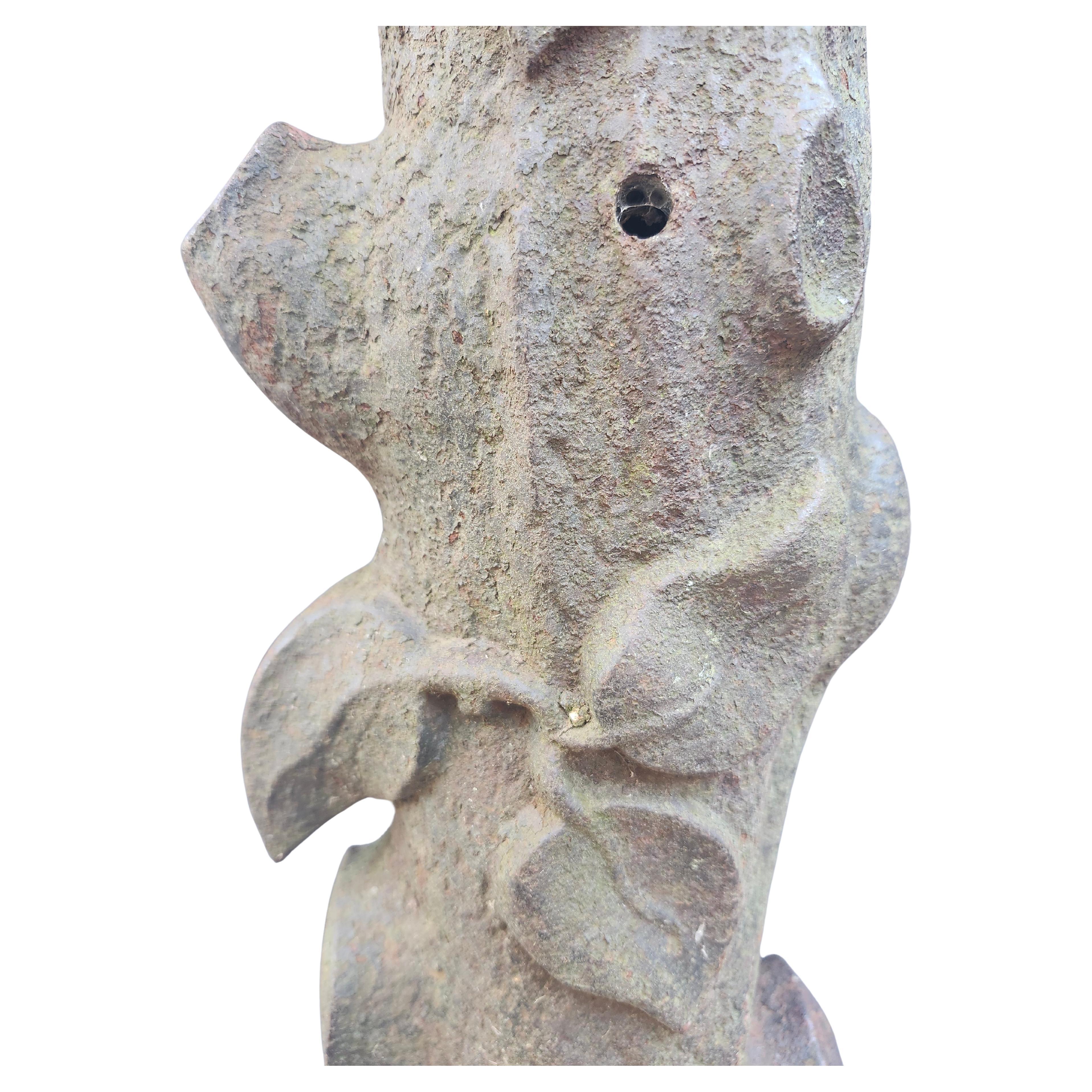 Fer Ancien poteau d'attelage en fonte Faux Bois Français C1875 en vente