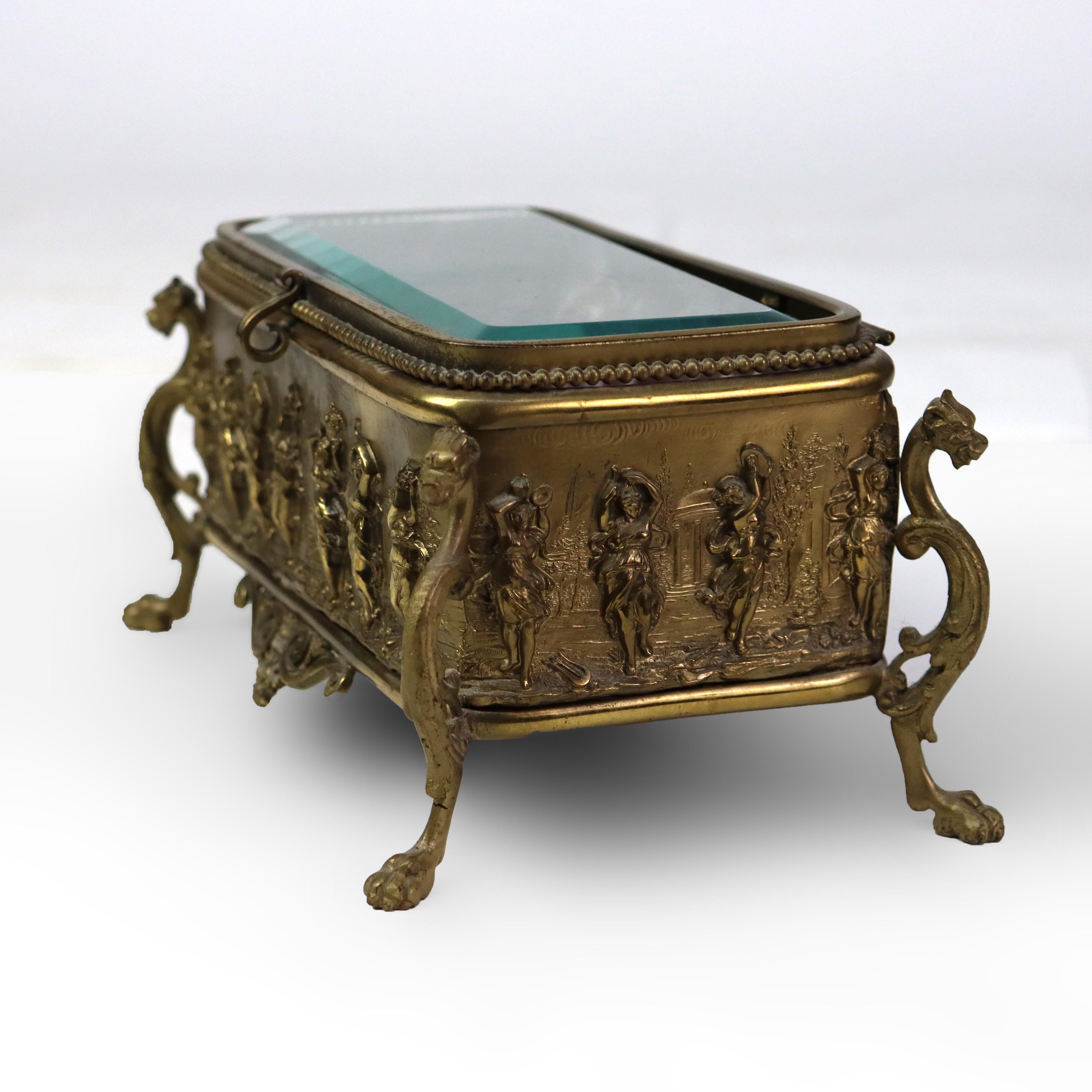 Antiguo joyero figurado francés de metal dorado y cristal forrado de terciopelo c1920 siglo XIX