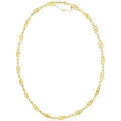 Collier français ancien en filigrane d'or