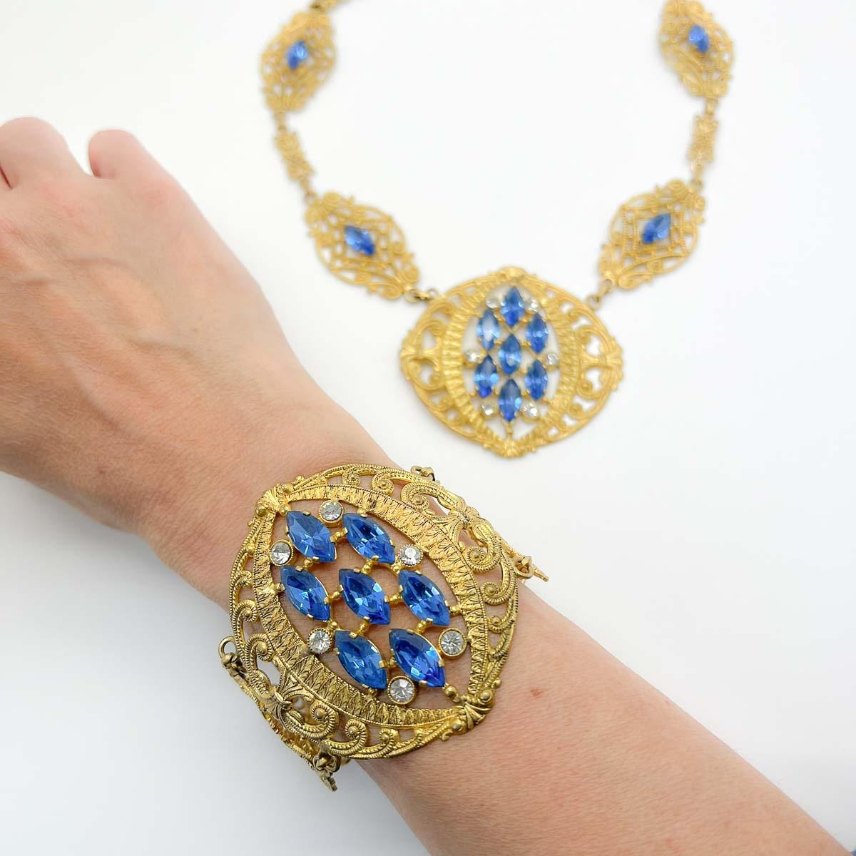 Antique French Set di collare e bracciale in filigrana e pasta del 1900 In condizioni buone in vendita a Wilmslow, GB