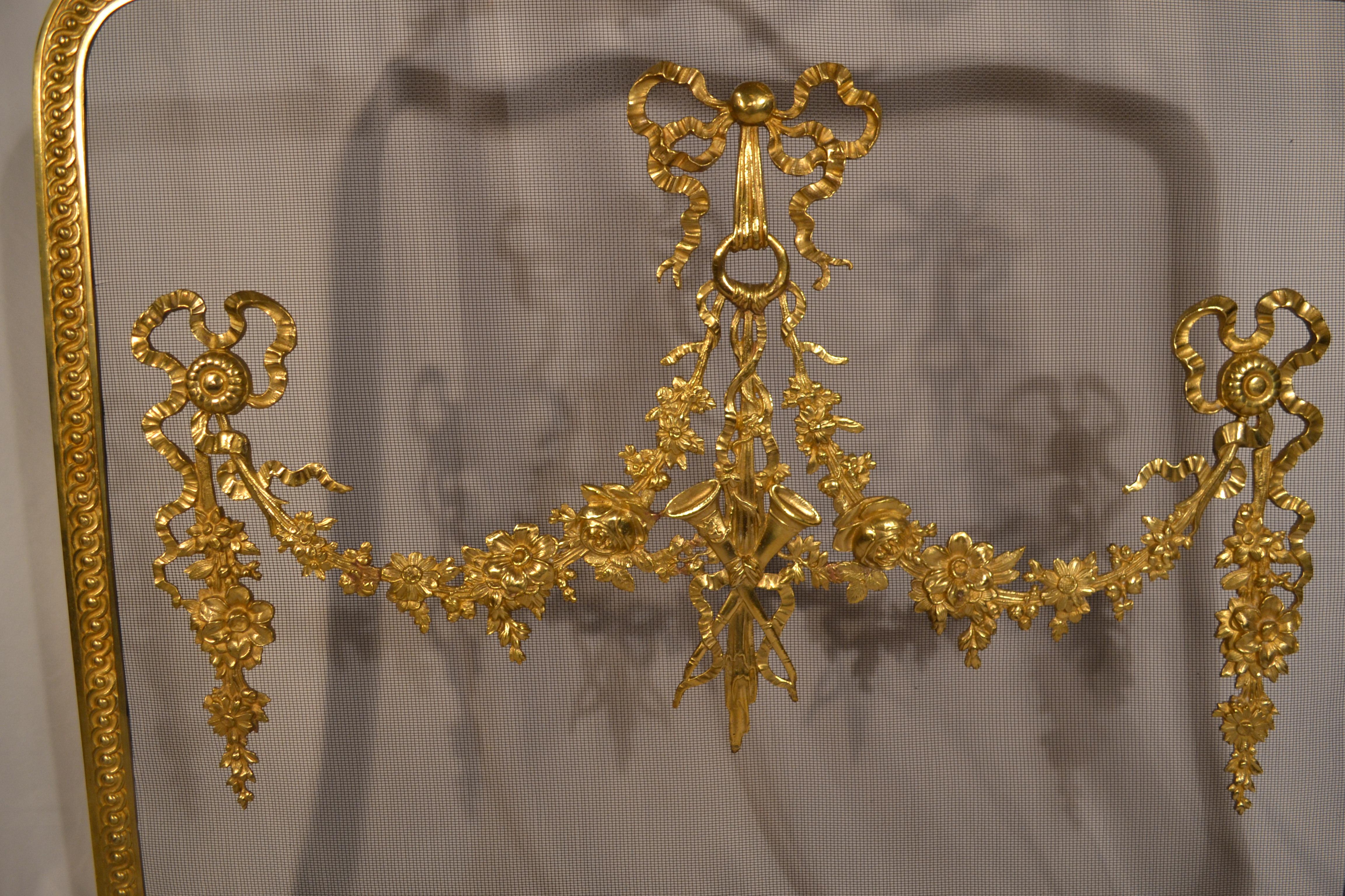 Antique French Fino Bronce Siglo XIX Pantalla contra el fuego en Bueno estado para la venta en New Orleans, LA