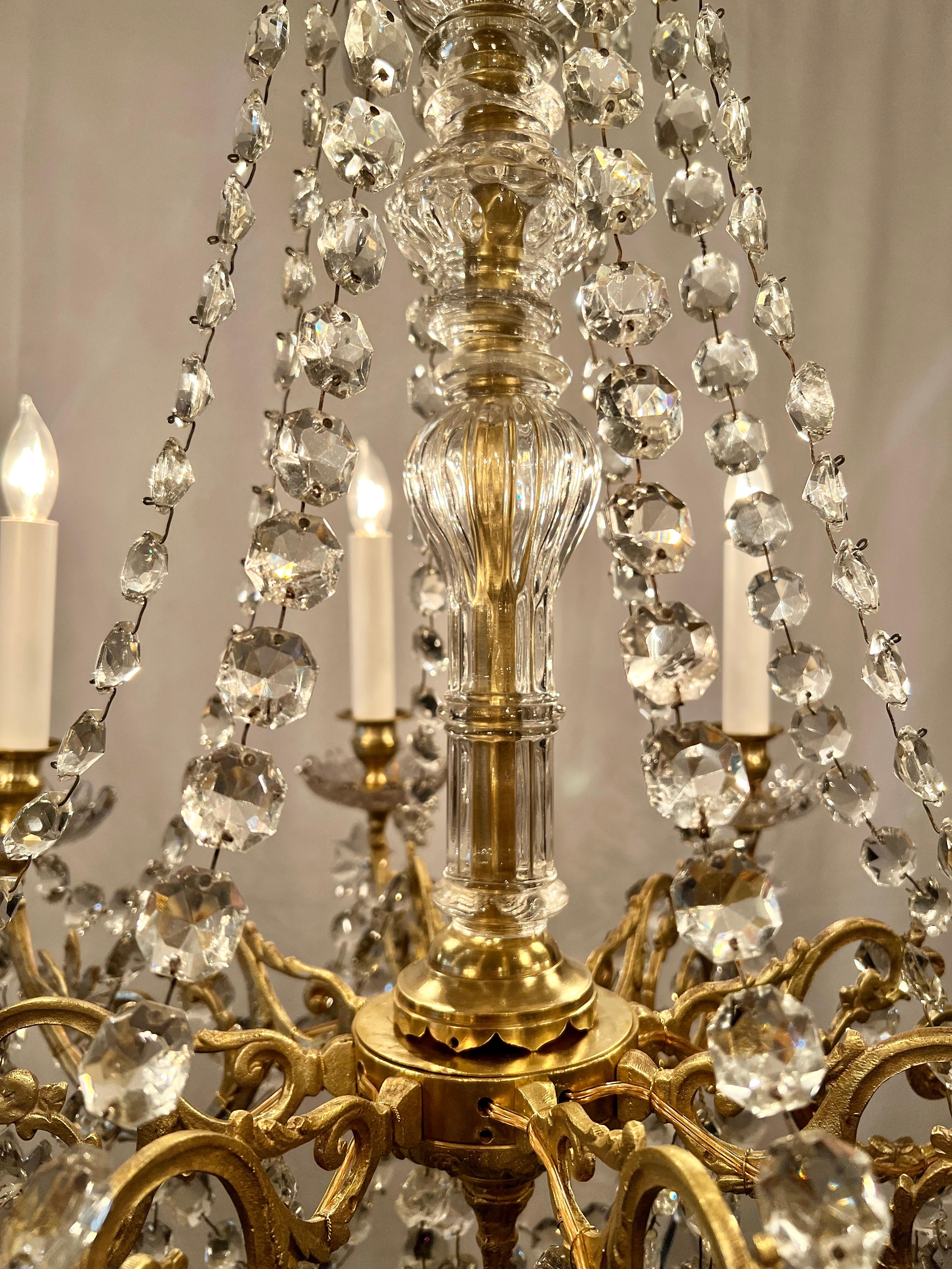 Antique French Fine Bronze and Crystal Chandelier circa 1890s In Good Condition For Sale In New Orleans, LA