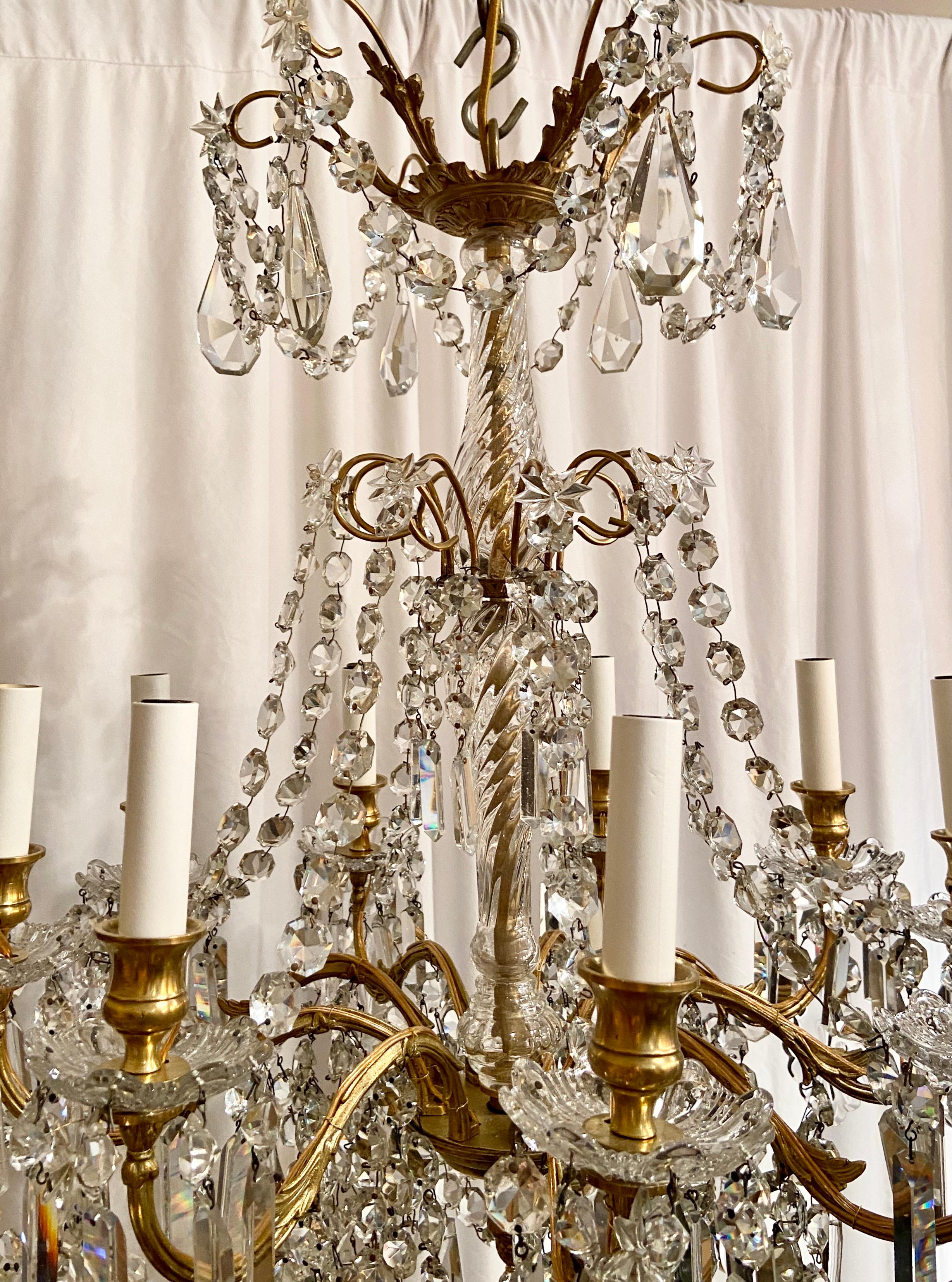 Antique French Fine Crystal and Gold Bronze 9-Light Chandelier In Good Condition For Sale In New Orleans, LA