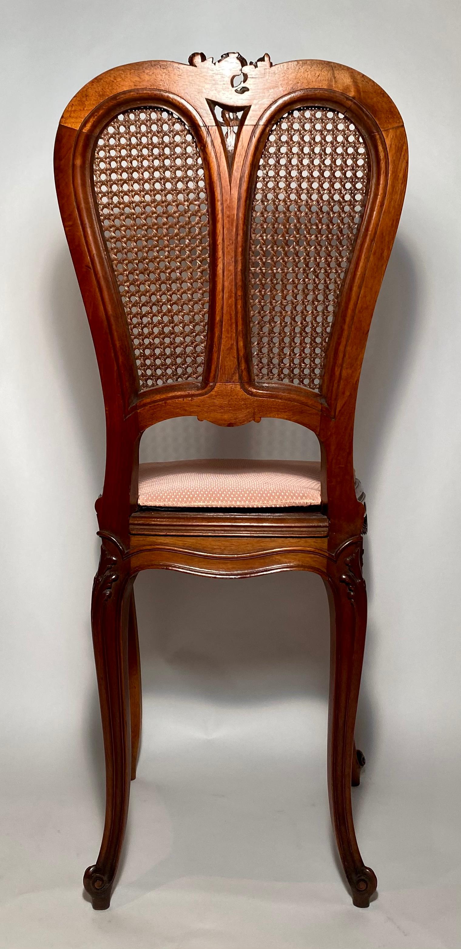 Antique French Fine Walnut Side Chair, circa 1880 For Sale 1