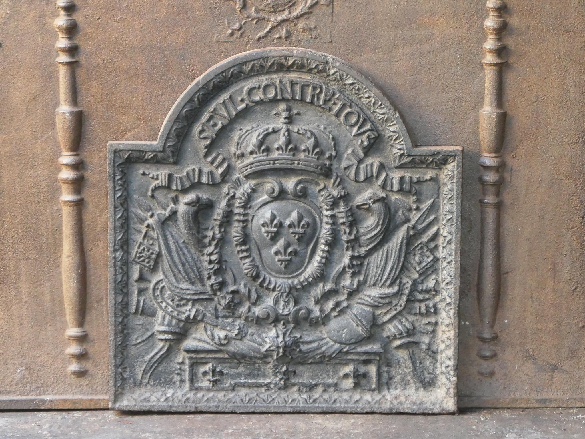 Cast Antique French Fireback / Backsplash with the Arms of France, 18th Century For Sale