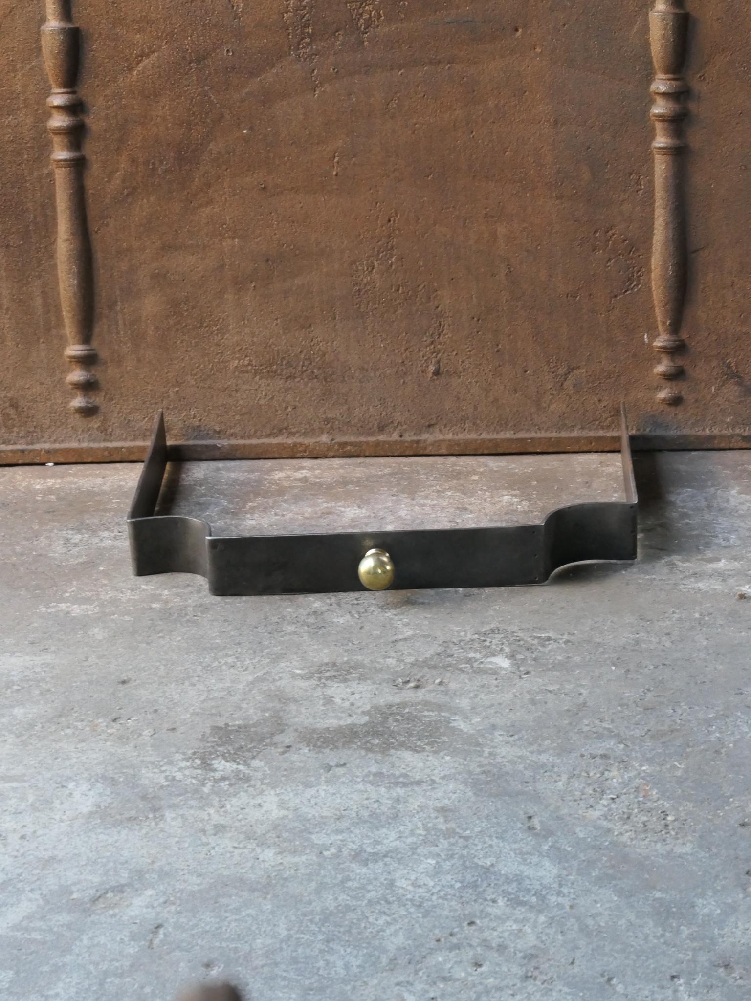 19th Century French Napoleon III fire fender made of brass and wrought iron. The condition is good.








