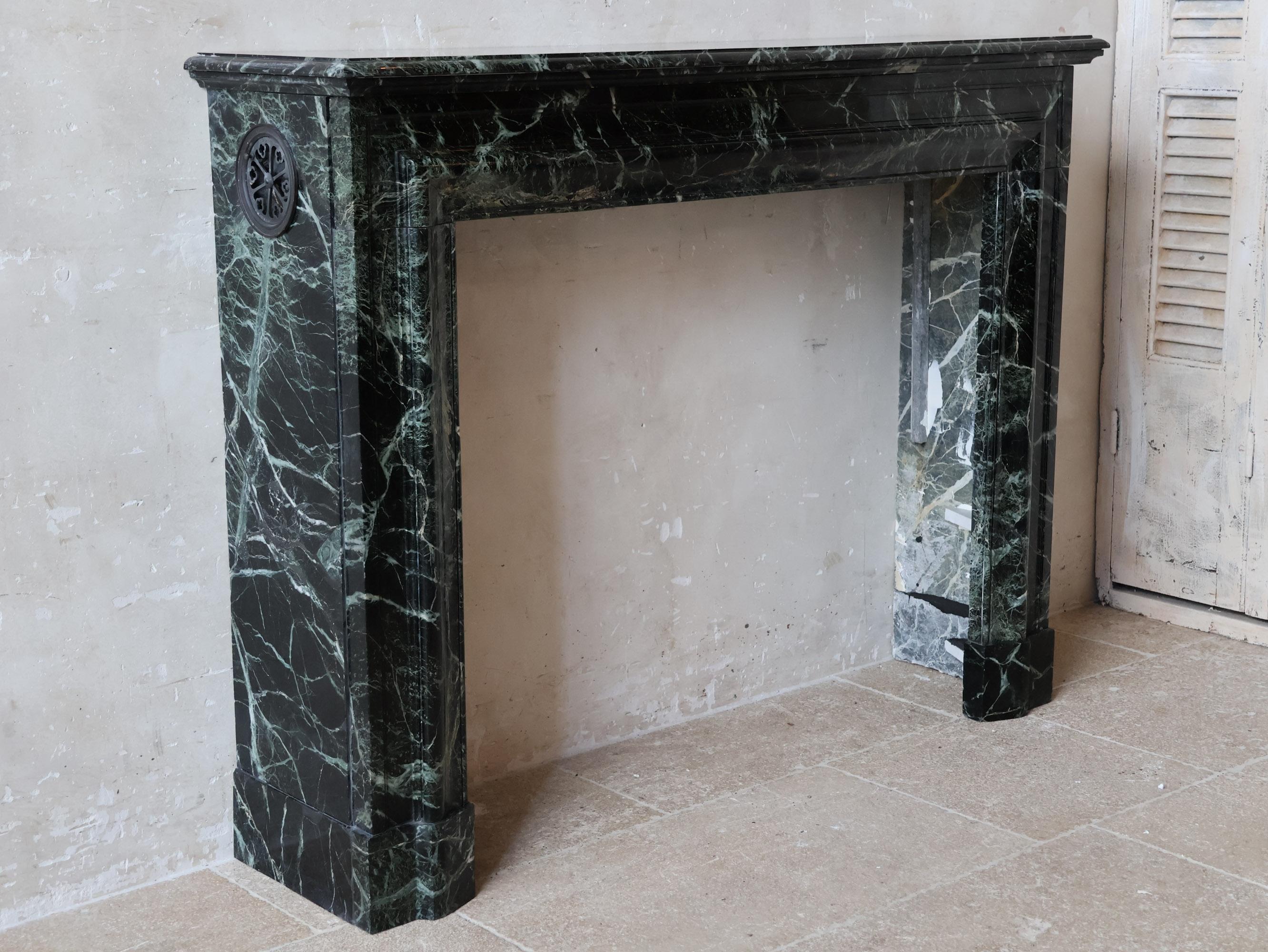 Antique French Fireplace in Deep Green Marble For Sale 1