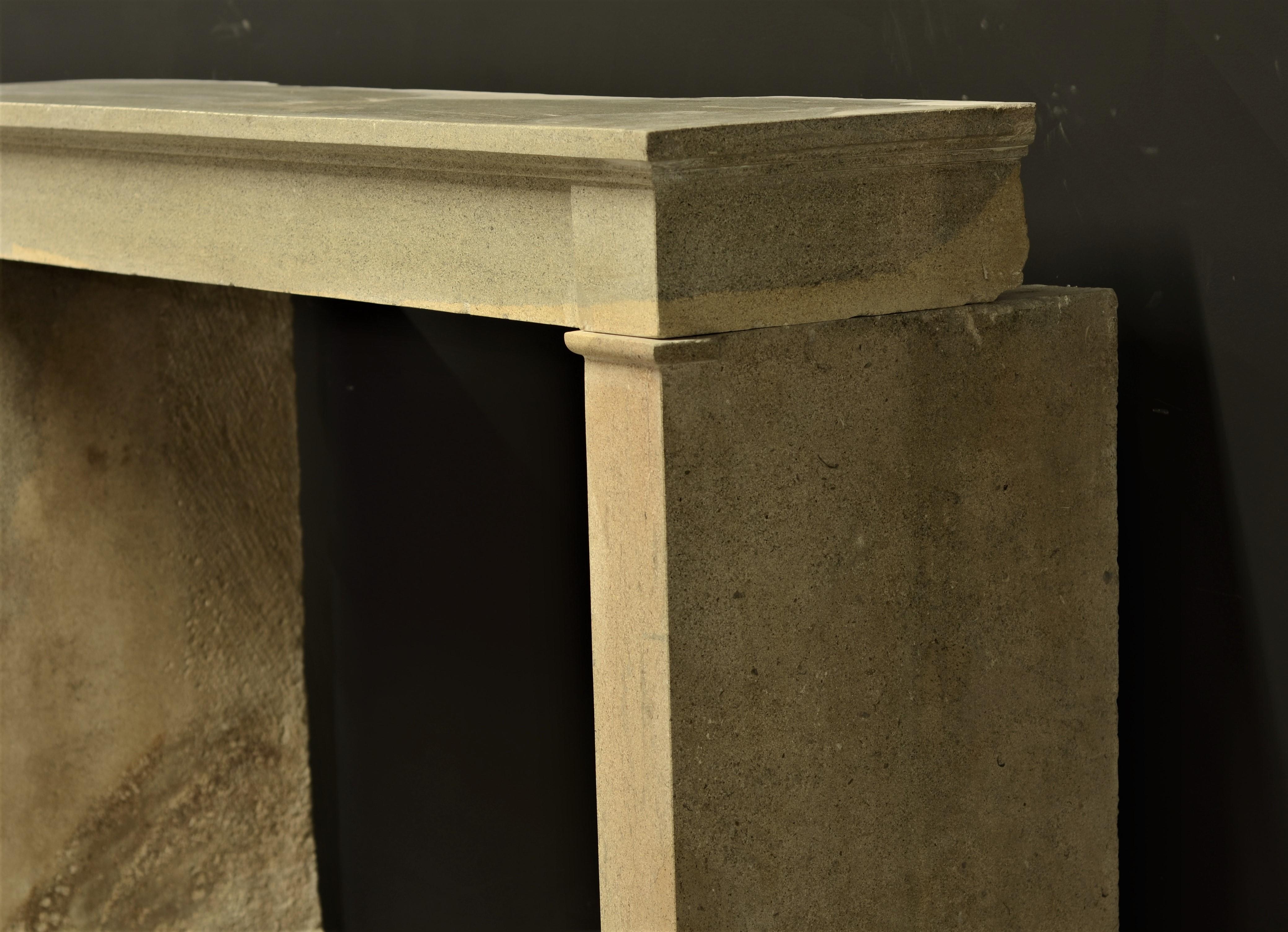Antique French Fireplace Mantel in Limestone For Sale 3