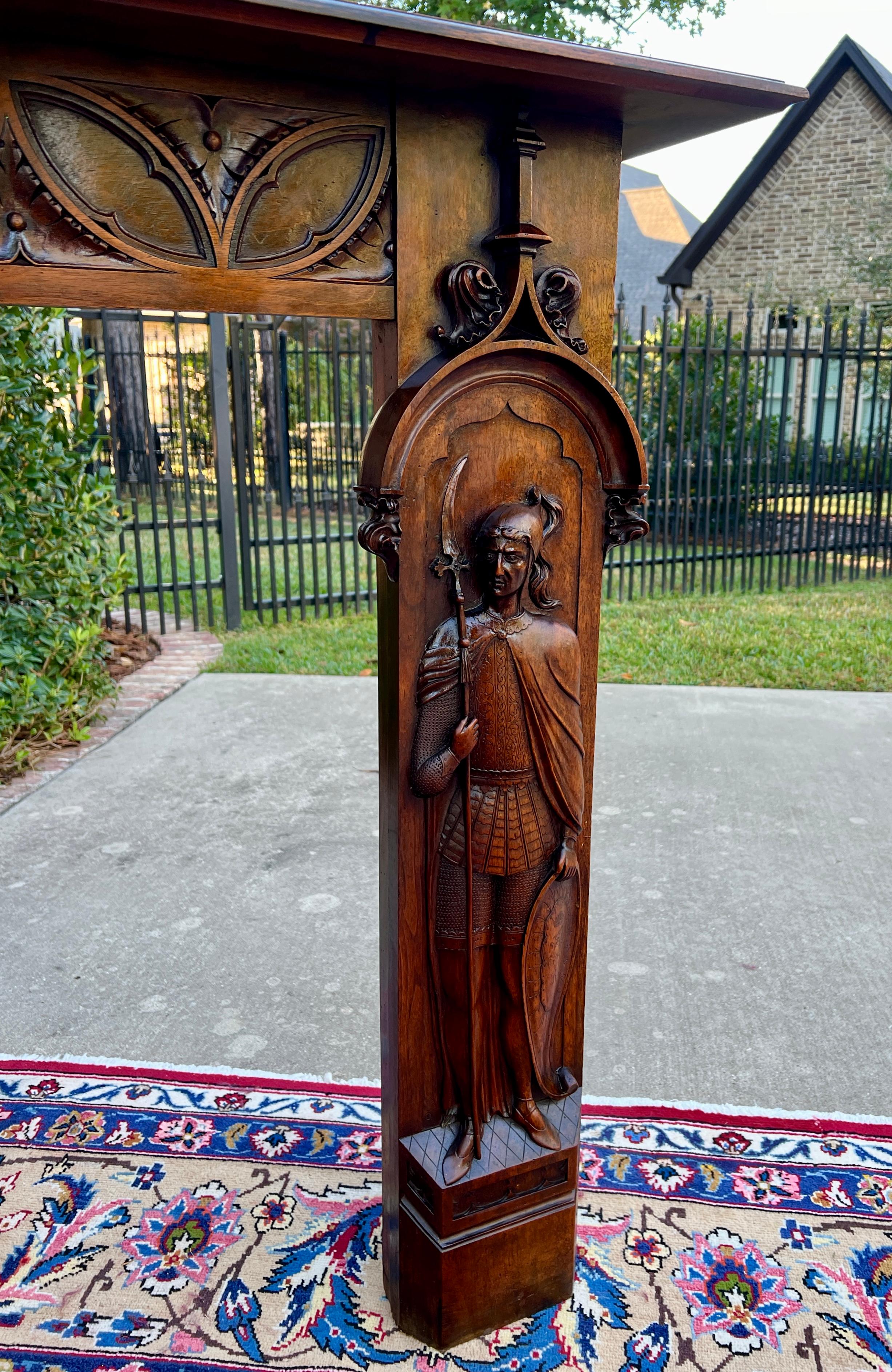 Antique French Chimenea Espejo Figural Tallado Nogal c. 1880s en venta 5