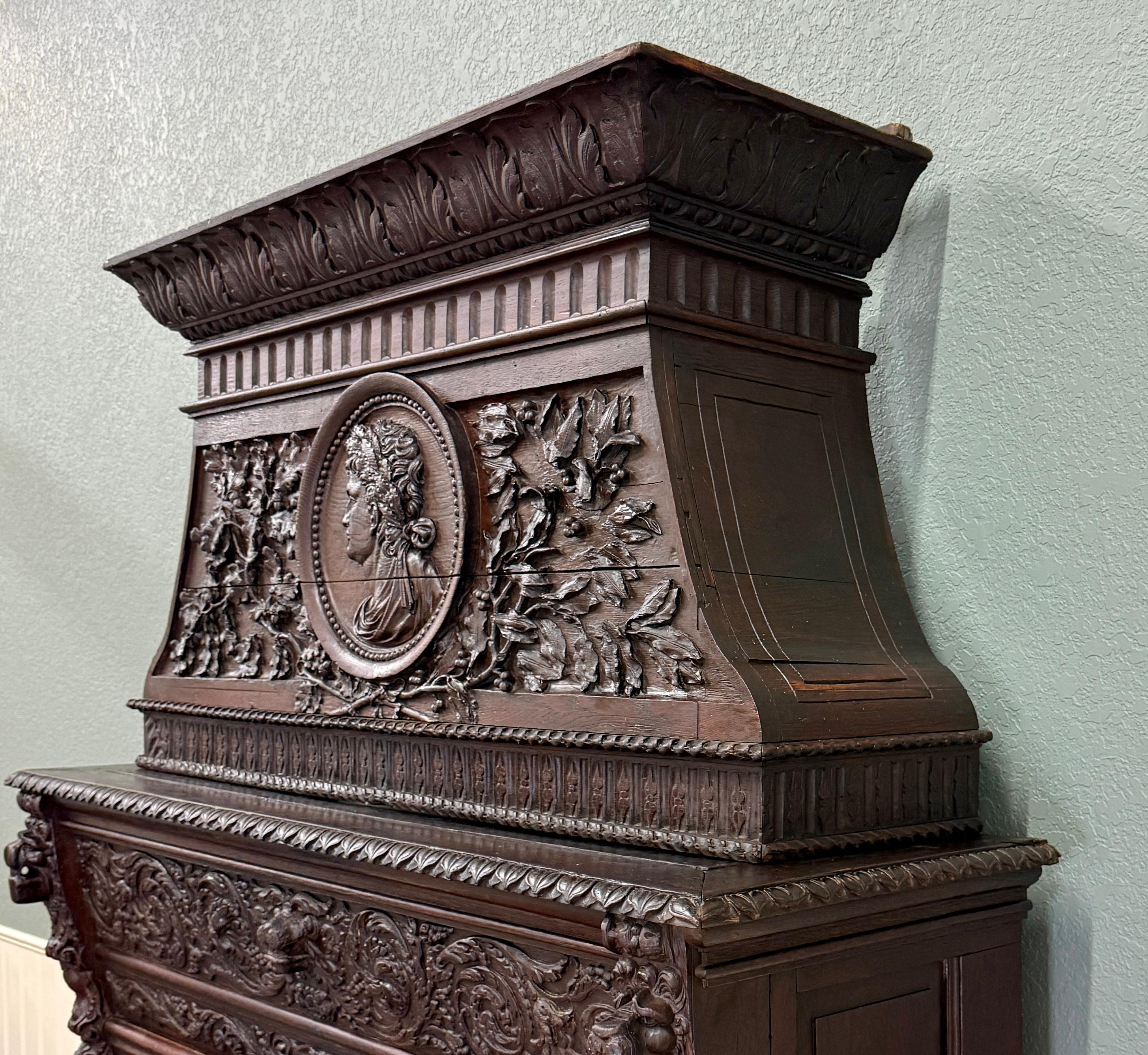 Antique French, cornice per caminetto rinascimentale in quercia intagliata del XIX secolo in vendita 12