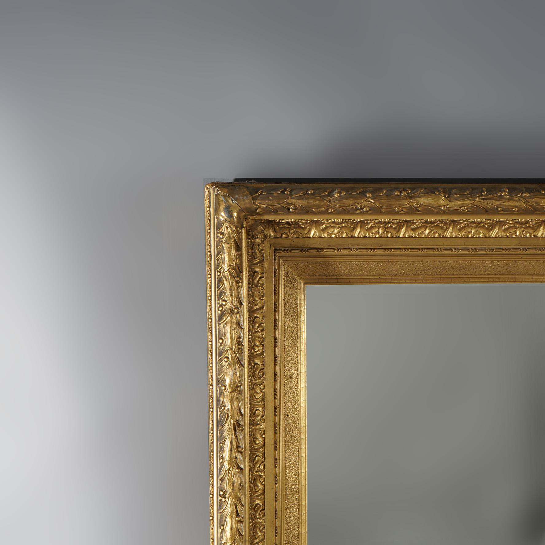 20ième siècle Antique miroir mural encadré en bois doré de première finition française C1900 en vente