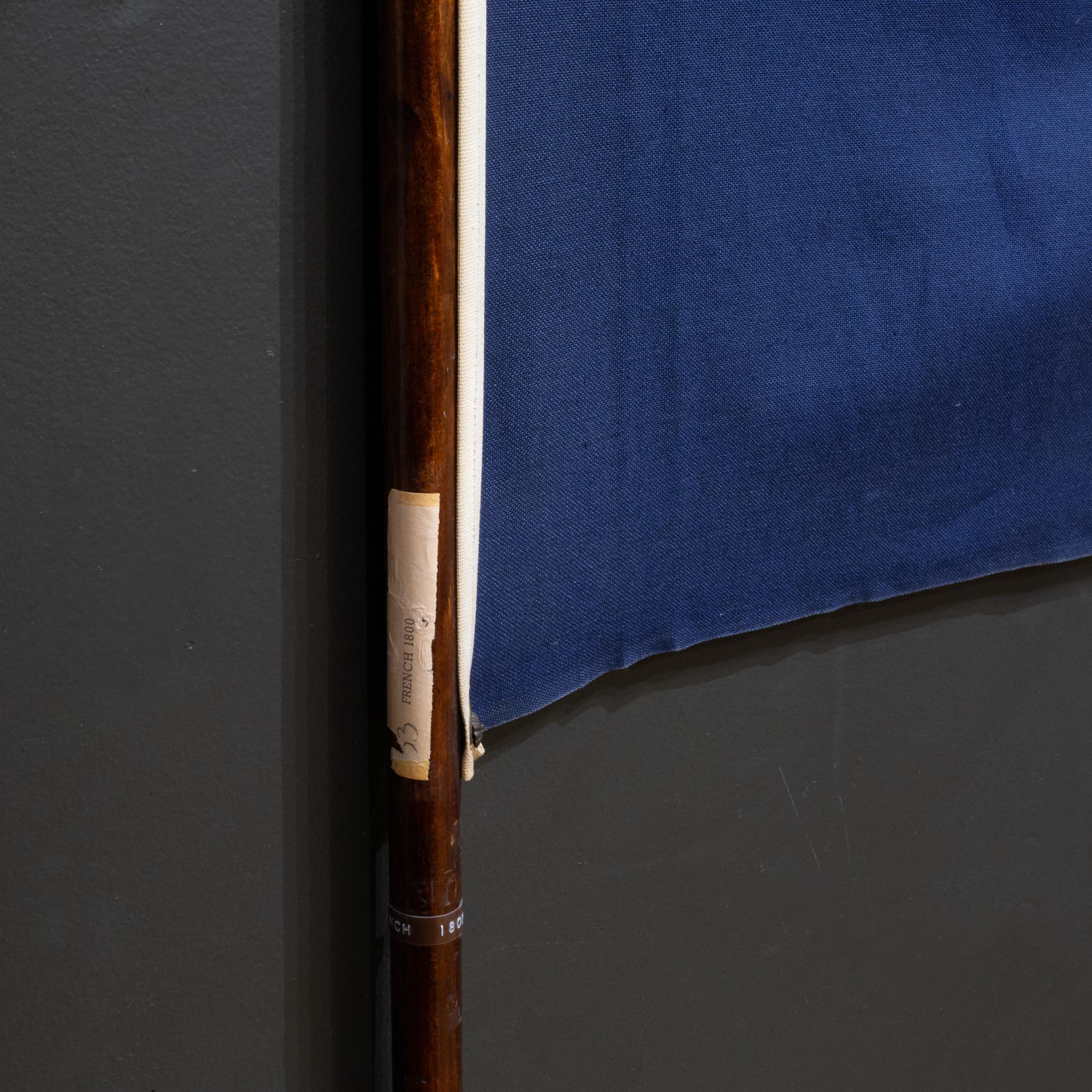Antique French Flag with Fleur-de-Lis c.1800 In Good Condition For Sale In San Francisco, CA