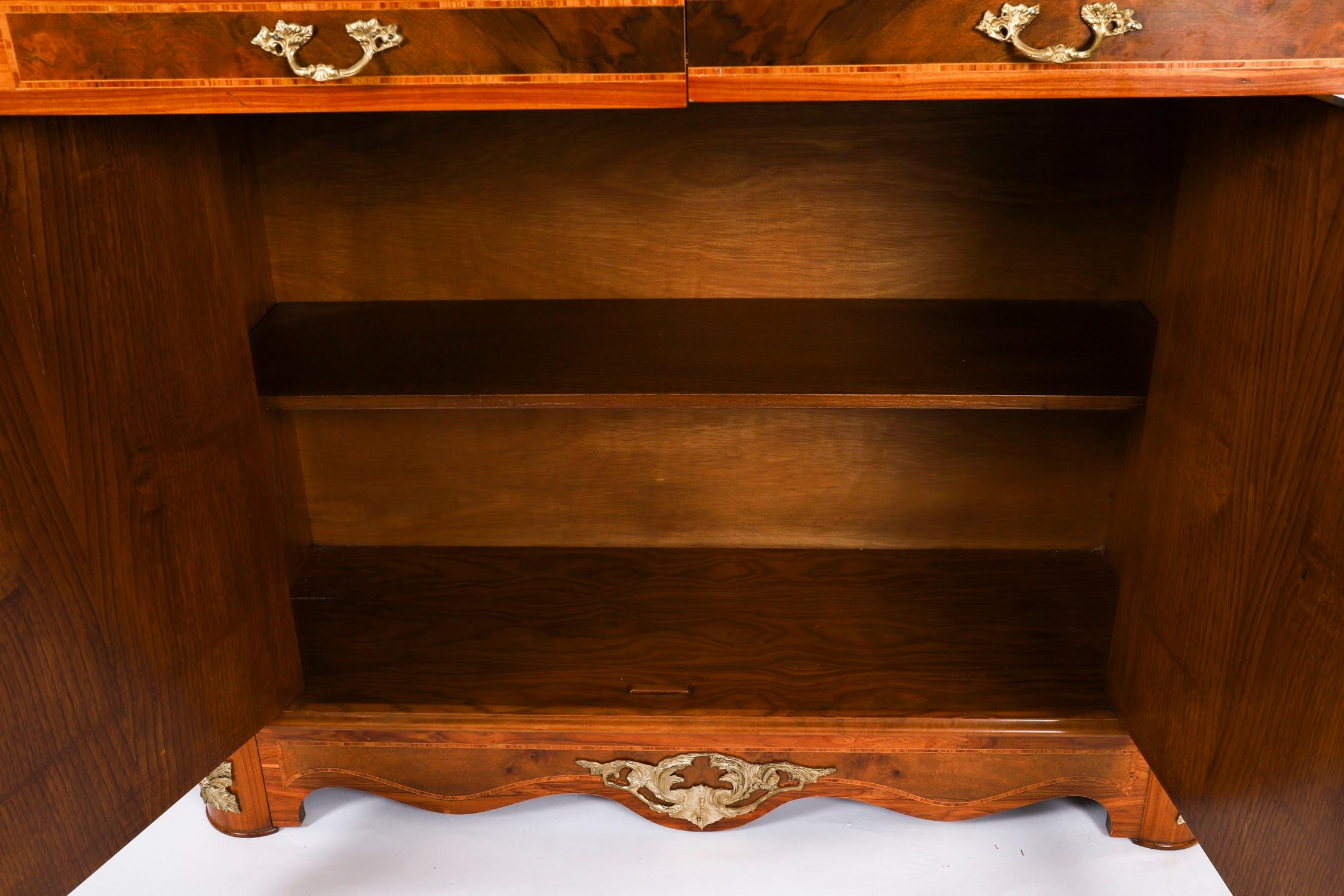 Antique French Intarsio floreale con bordo in marmo Circa 1900 in vendita 3