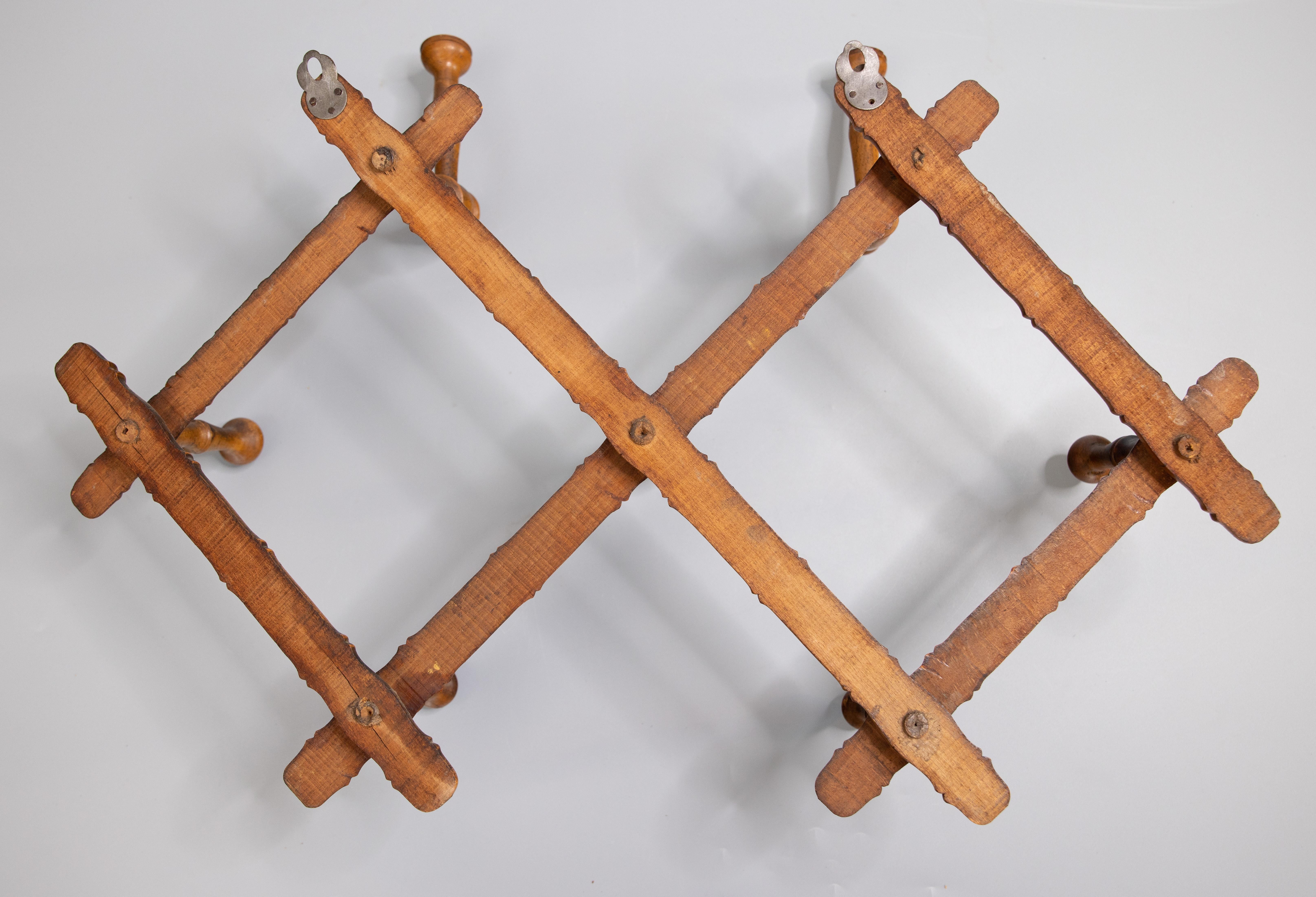 Antique French Foldable Faux Bamboo Hat & Coat Rack, circa 1900 In Good Condition For Sale In Pearland, TX
