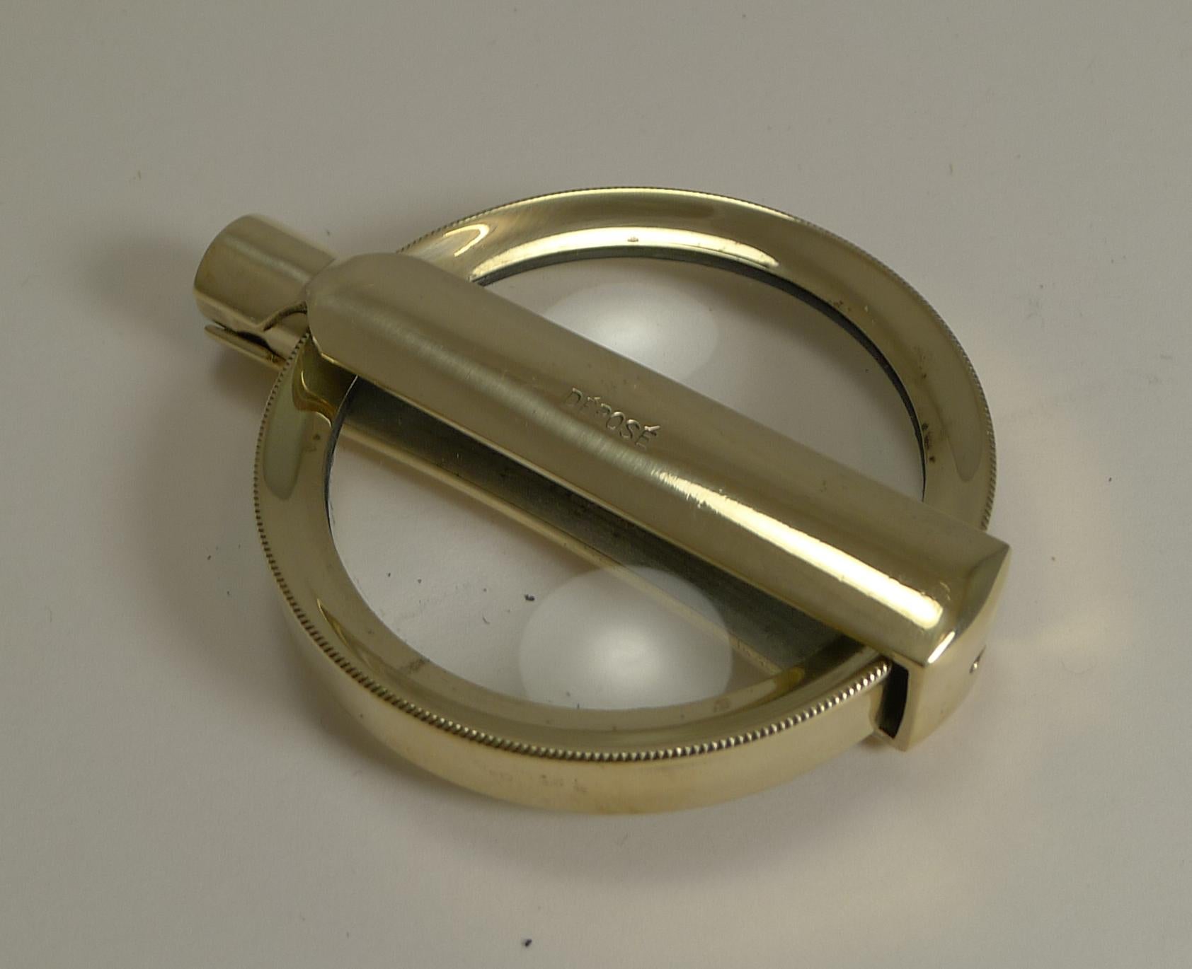 foldable magnifying glass