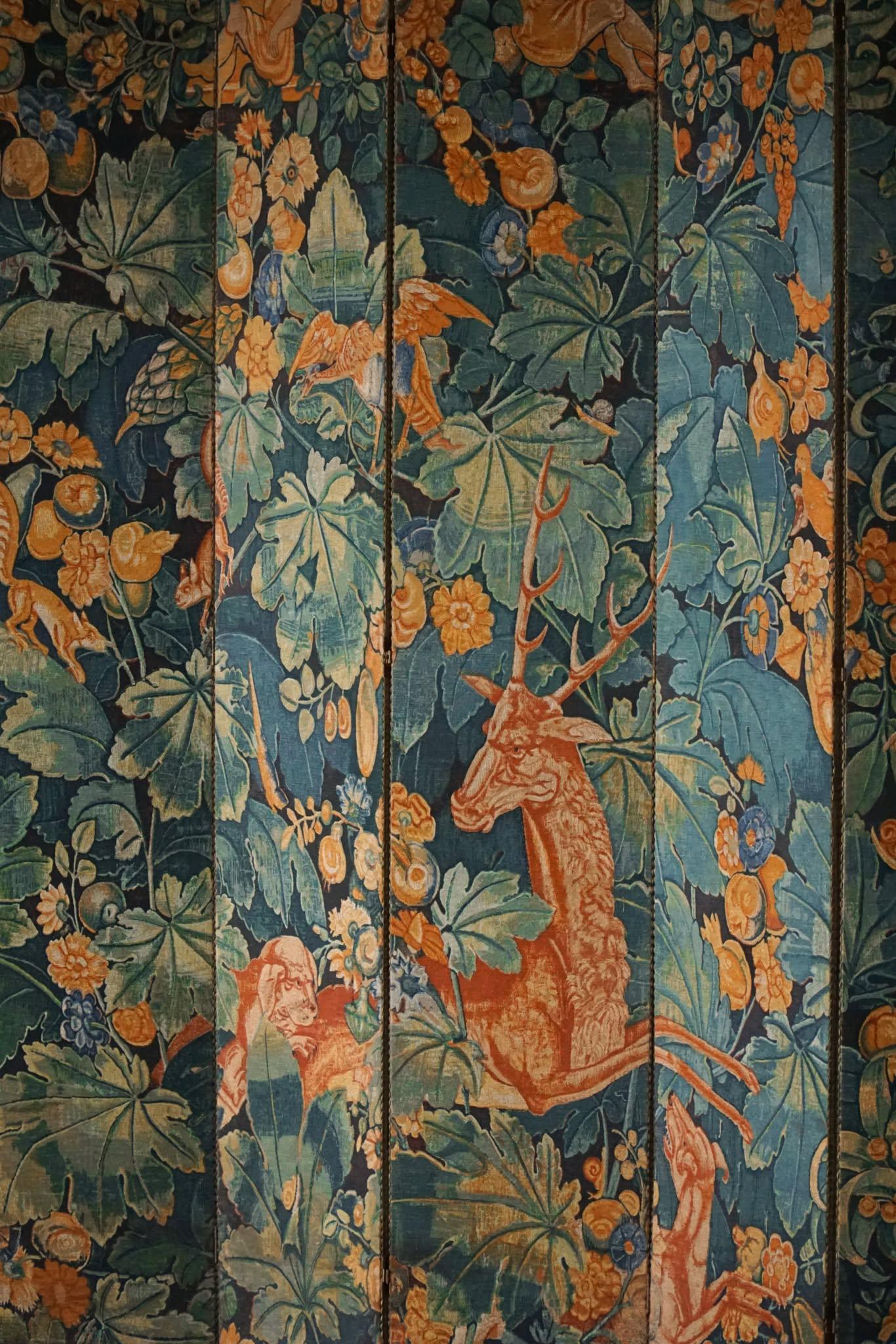 Antique French Folding Screen / Room Divider, Gobelin Tapestry Fabric, 1850s Francés en venta