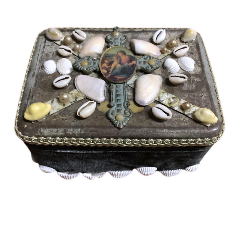 Antique French Folk Art Keepsake Box For Sale at 1stDibs