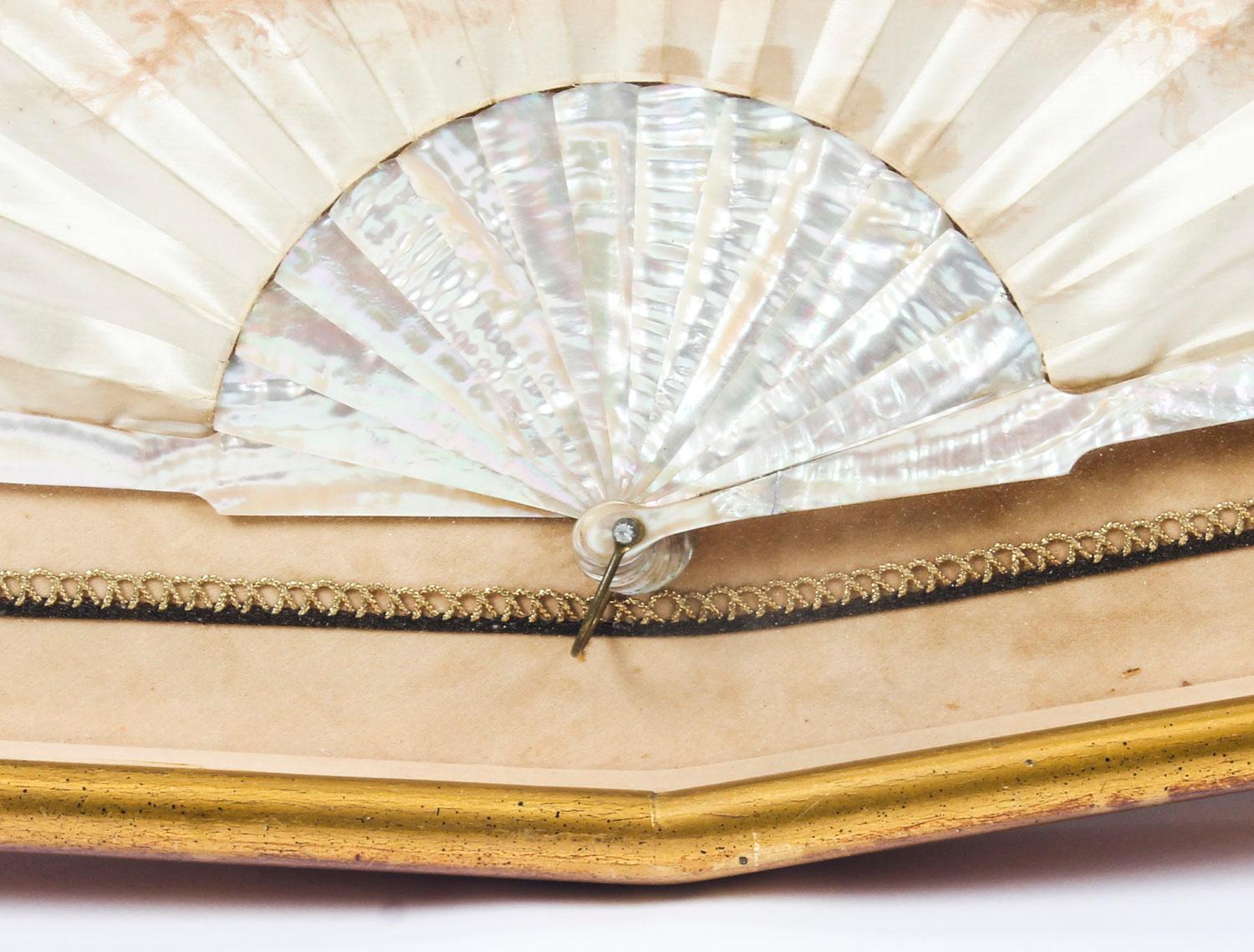 Antique French Framed Silk and Mother-of-Pearl Fan, 19th Century In Good Condition In London, GB