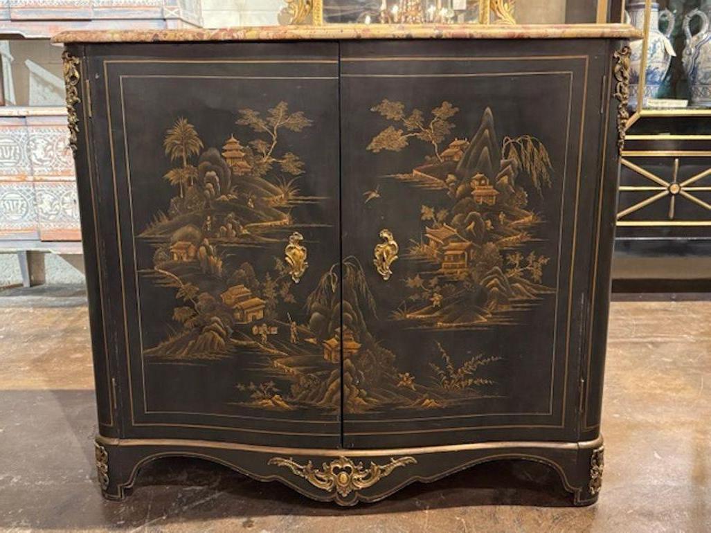 Armario Antiguo Estilo Maison Jansen Francés con Diseño de Chinoiserie en Bueno estado para la venta en Dallas, TX