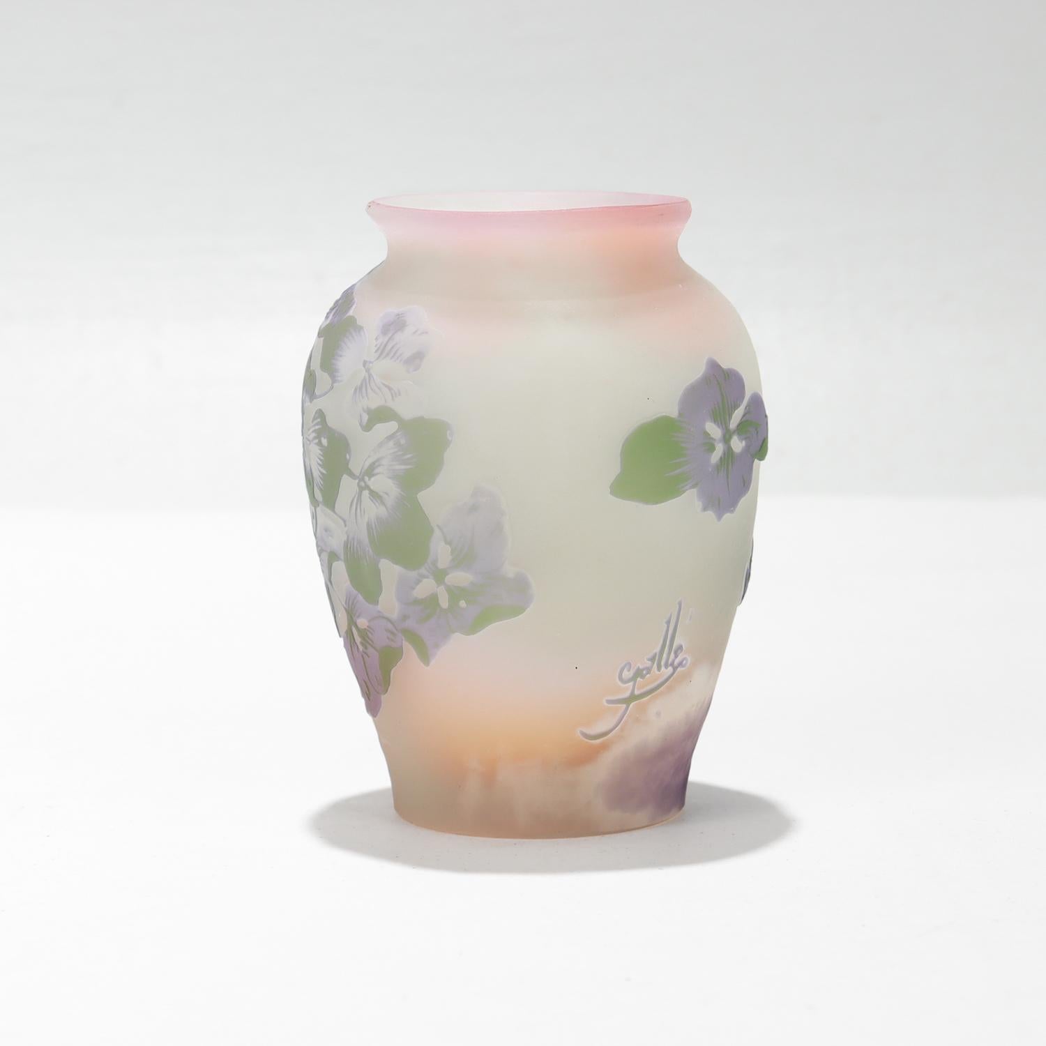 20th Century Antique French Gallé Art Nouveau Pink Cameo Art Glass Hydrangea Cabinet Vase For Sale