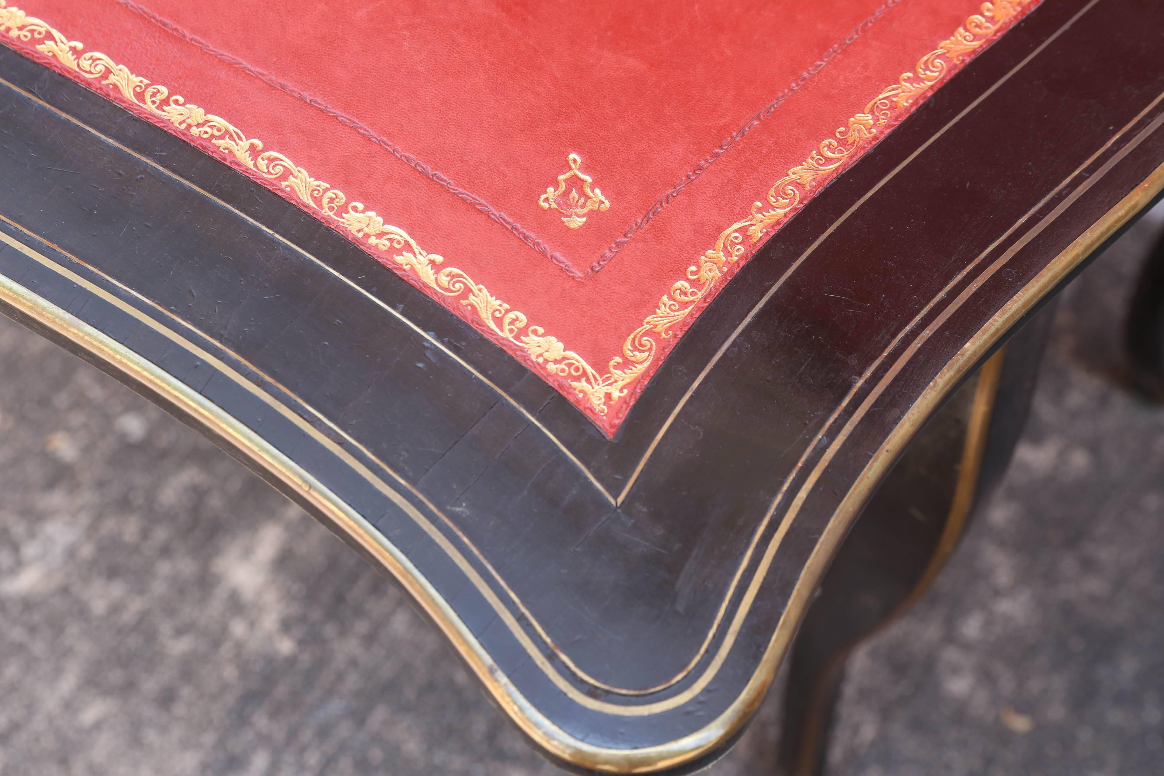 Antique French Game Table with Interior Compartment, Leather Inset & Gilt Detail In Good Condition In Houston, TX