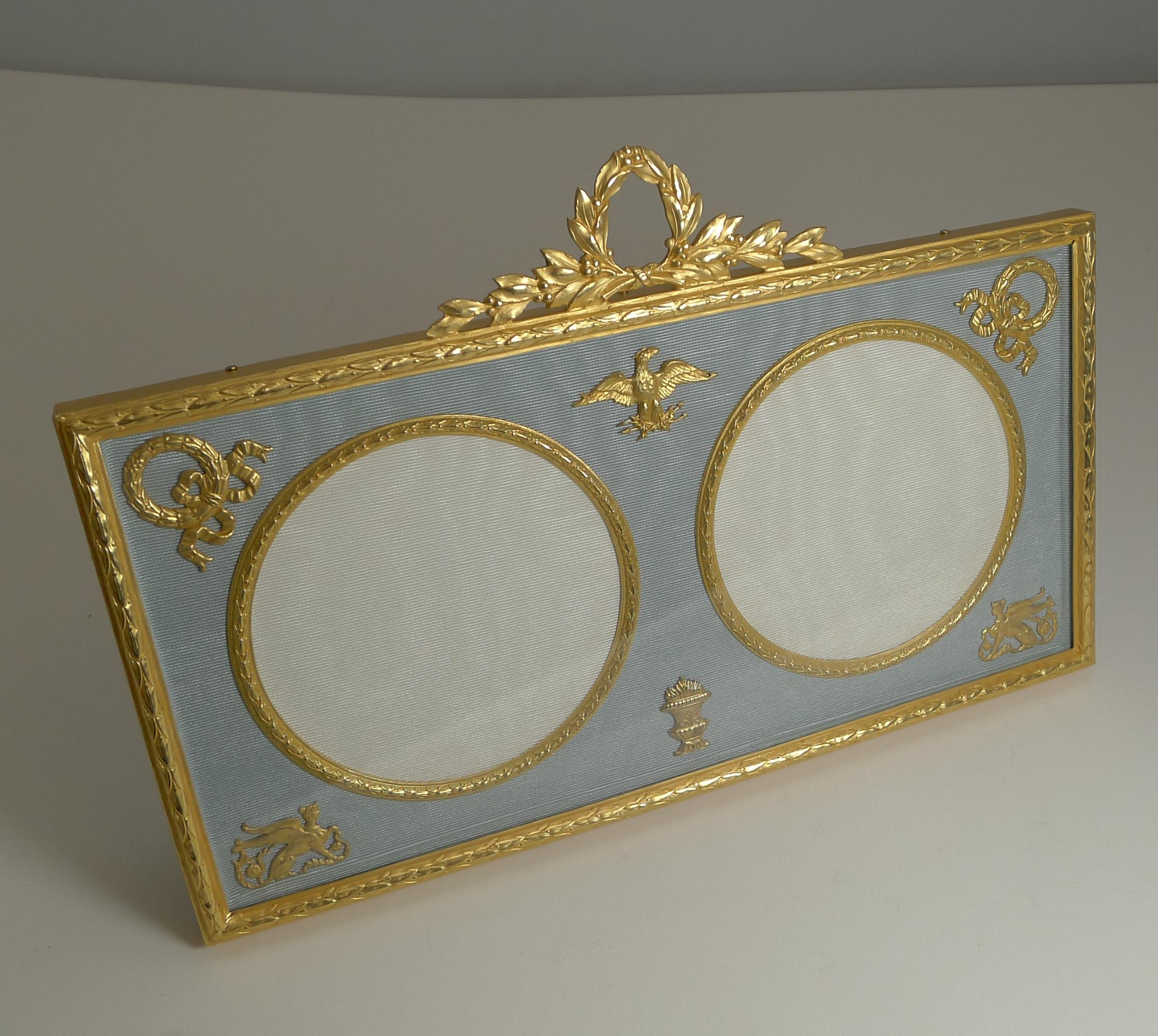 Edoardiano Antique French, bronzo dorato, doppia cornice per foto e immagini, circa 1900 in vendita