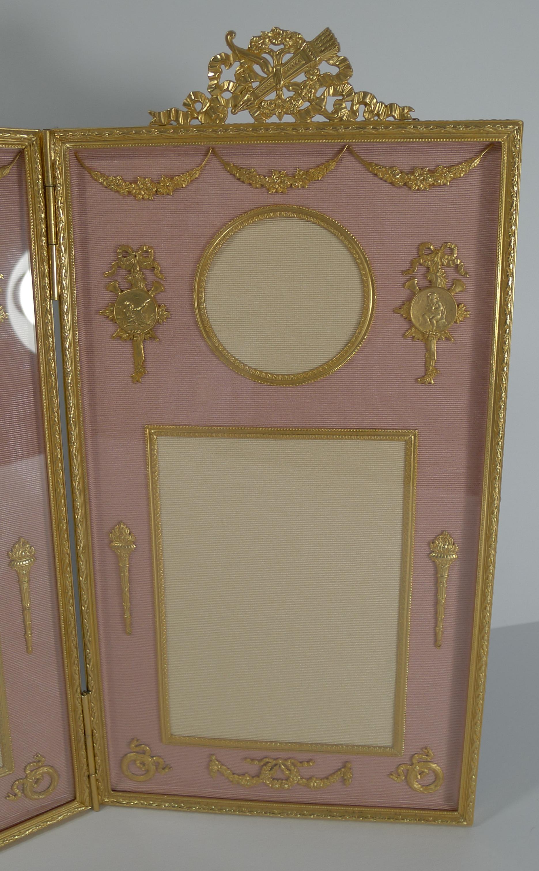 Antique French Gilded Bronze Photograph / Picture Frame circa 1900, Cherubs In Good Condition In Bath, GB