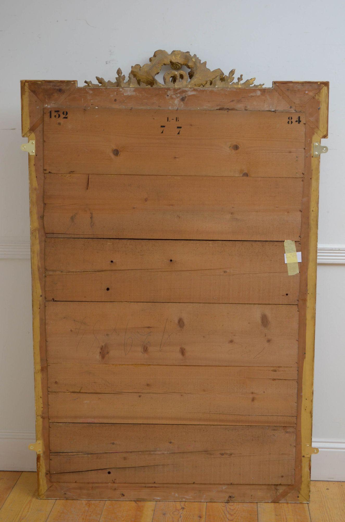 Miroir mural doré français ancien H164 cm en vente 7