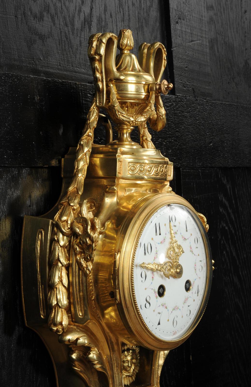 Antiguo Reloj de Pared Cartel Francés de Bronce Dorado Ormolú en venta