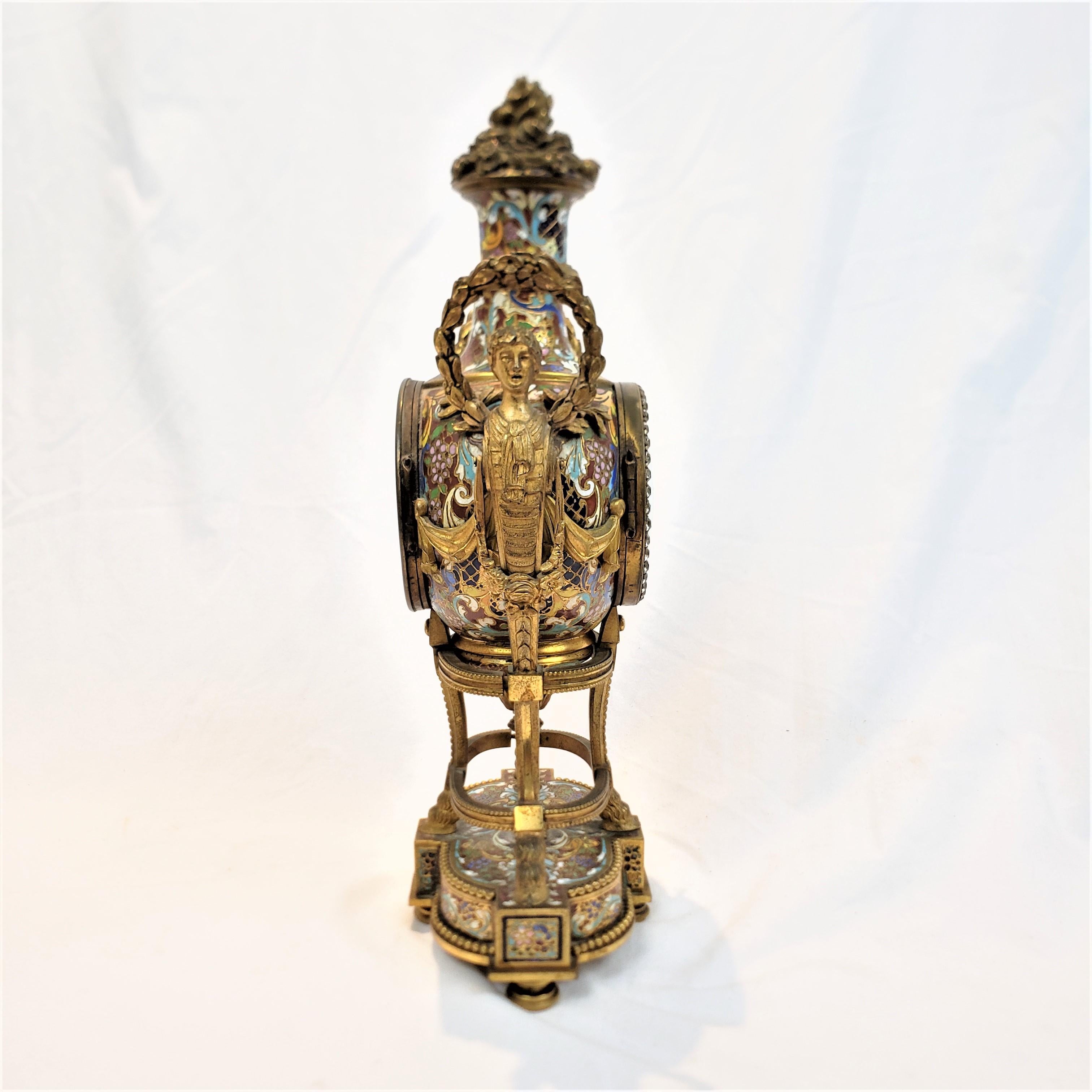 Antique French Bronzo dorato e orologio da tavolo 