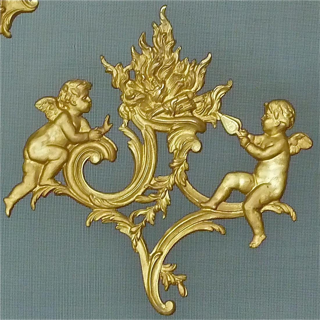 Antique French Gilt Bronze Fire Place Screen 19th Century Cherub Louis XV Style For Sale 1