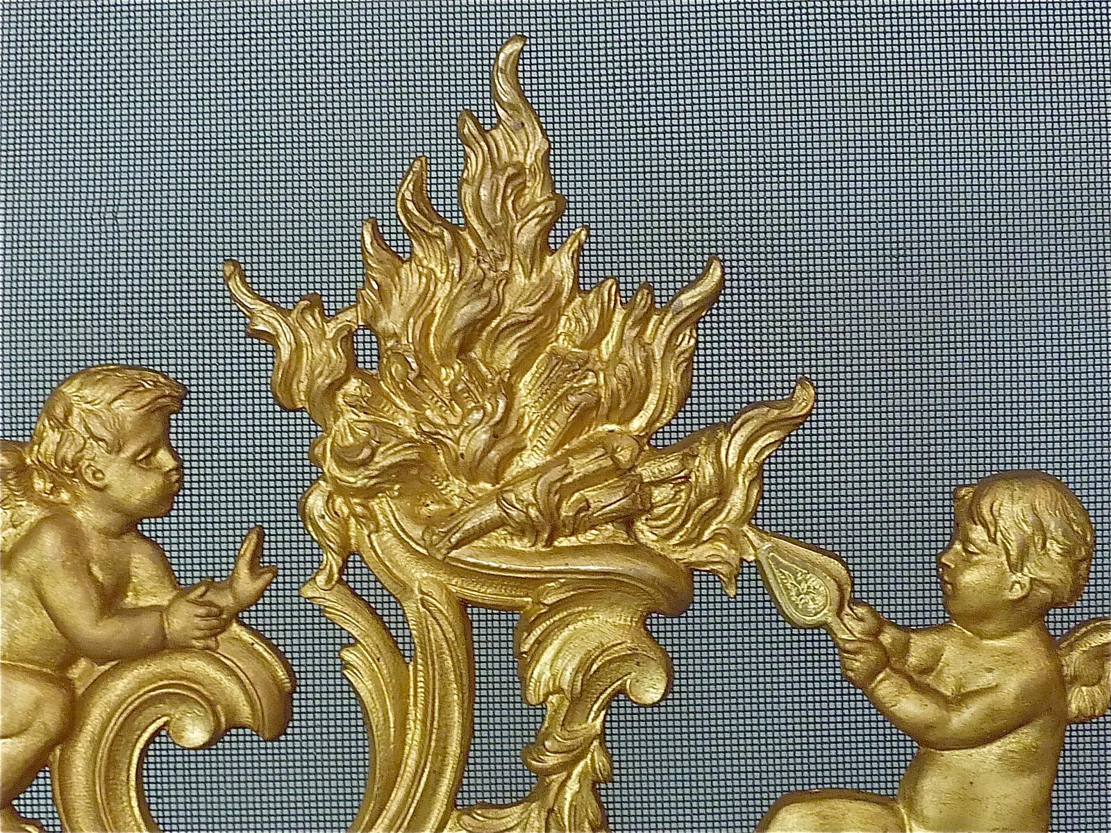 Antique French Gilt Bronze Fire Place Screen 19th Century Cherub Louis XV Style For Sale 3