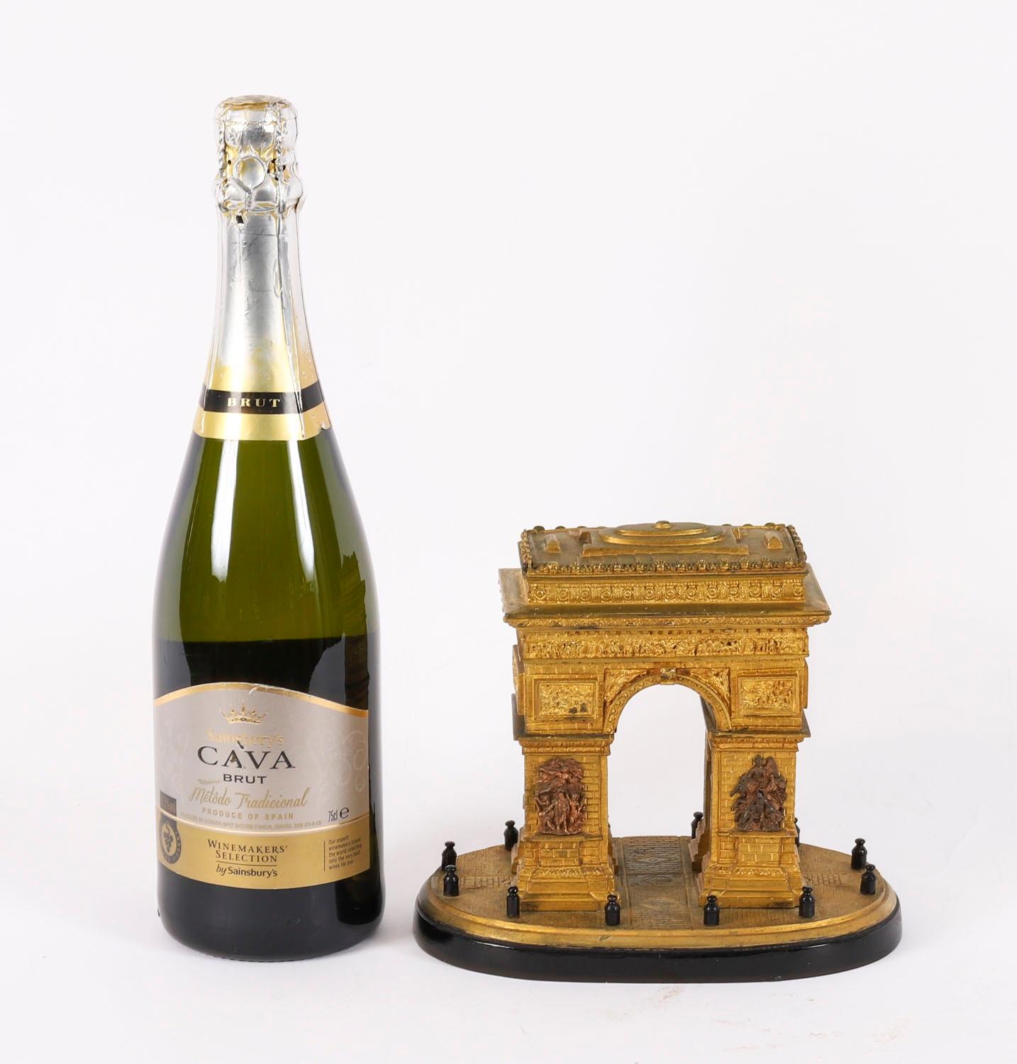 Antique French Gilt Bronze Grand Tour Model of The Arc de Triomphe (Arco di Trionfo) XIX secolo 15