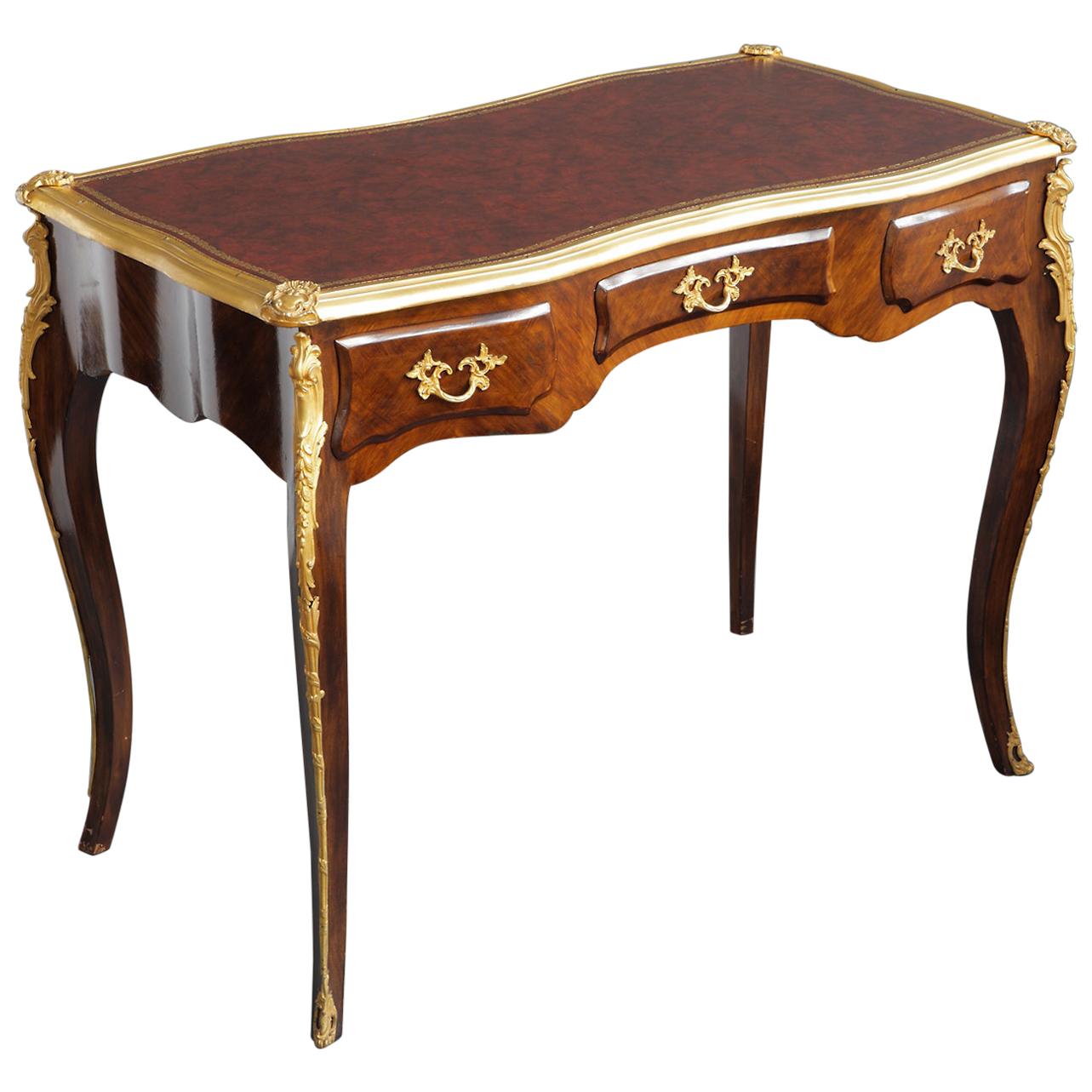 Table/bureau français d'antiquités montée sur bronze doré