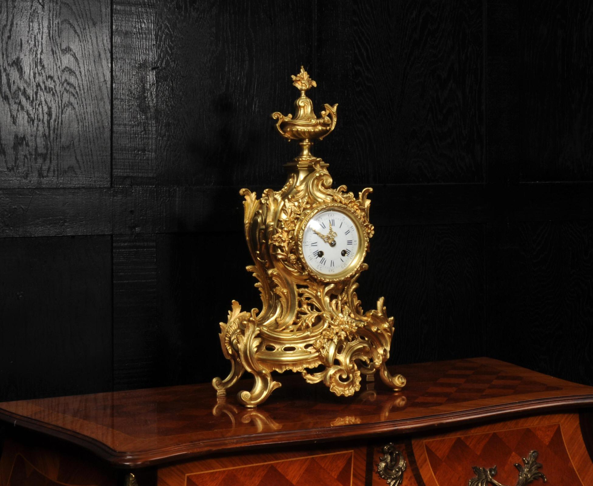 Antiguo Reloj French Rococo de Bronce Dorado en venta 1
