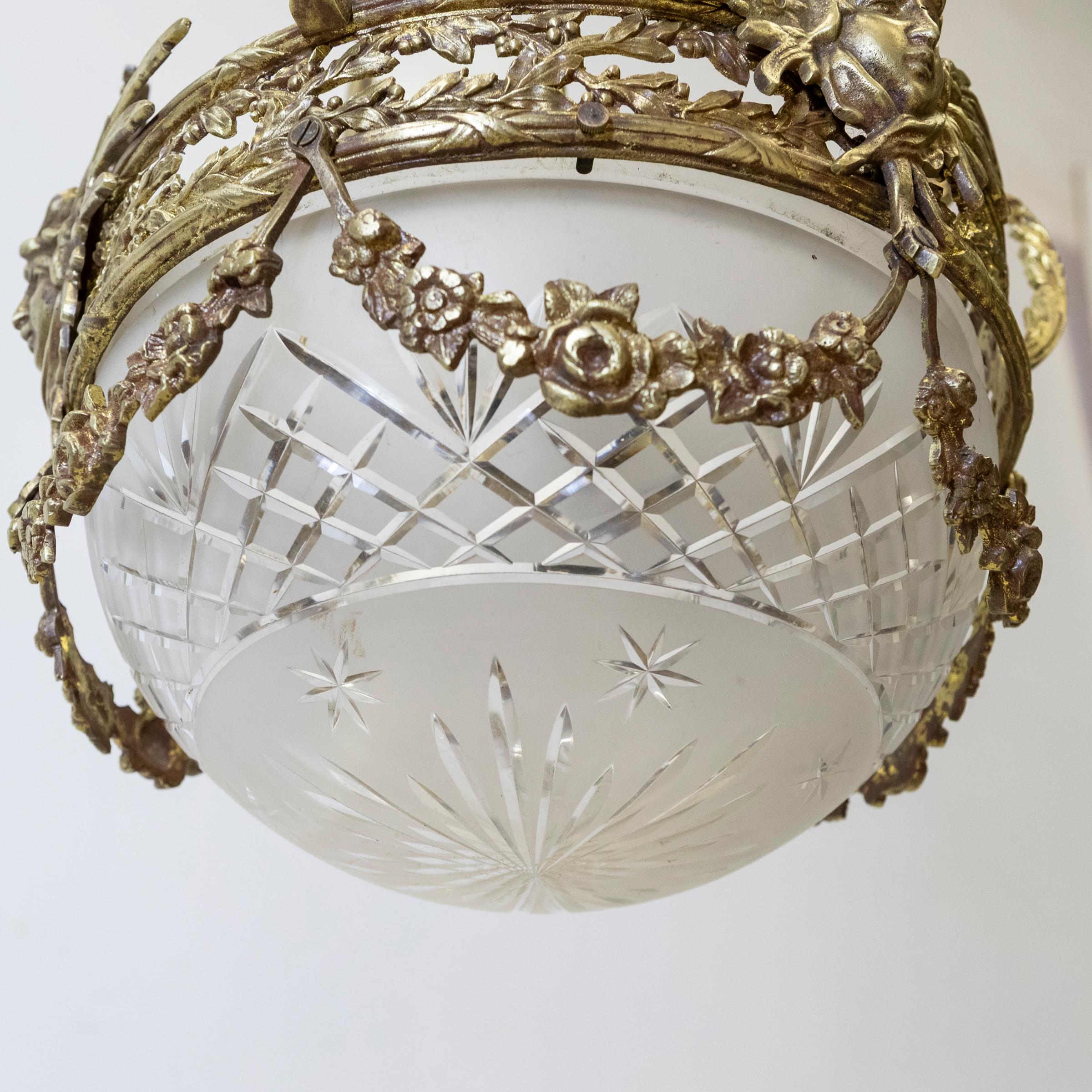 Suspension en bronze doré Antique French en vente 5
