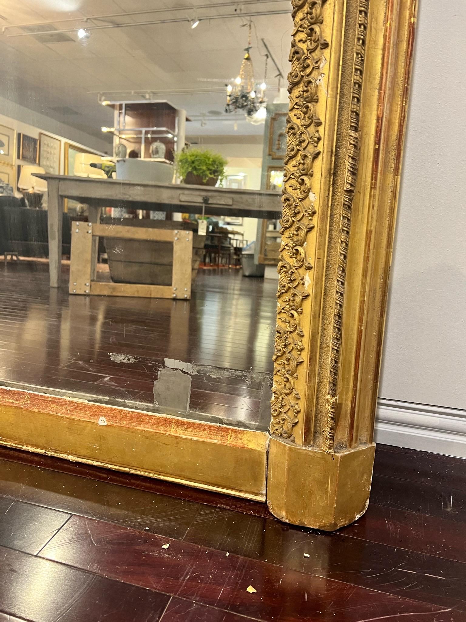 Antique French Gilt Floor Mirror with Original Glass In Good Condition For Sale In Houston, TX