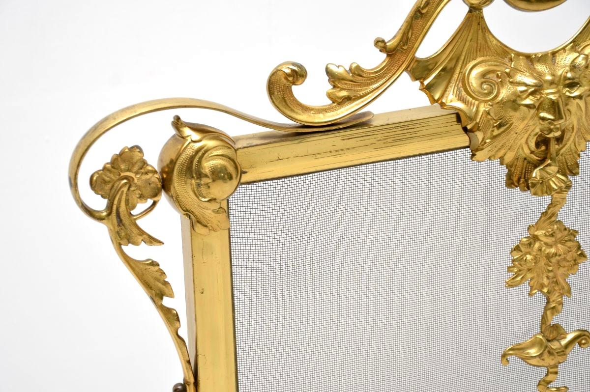 Metallo Parafuoco francese antico in metallo dorato in vendita