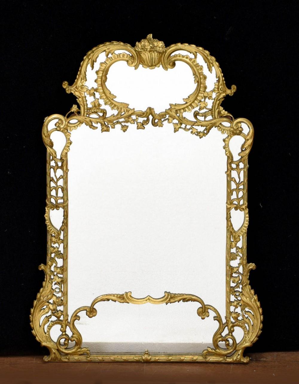 - Gorgeous French antique gilt mirror
- Frame is metal gilt so well cast and with great patina
- Bought from a dealer on Marche Biron at Paris antiques markets
- Every interior designers dream
- Offered in great condition, ready for home use