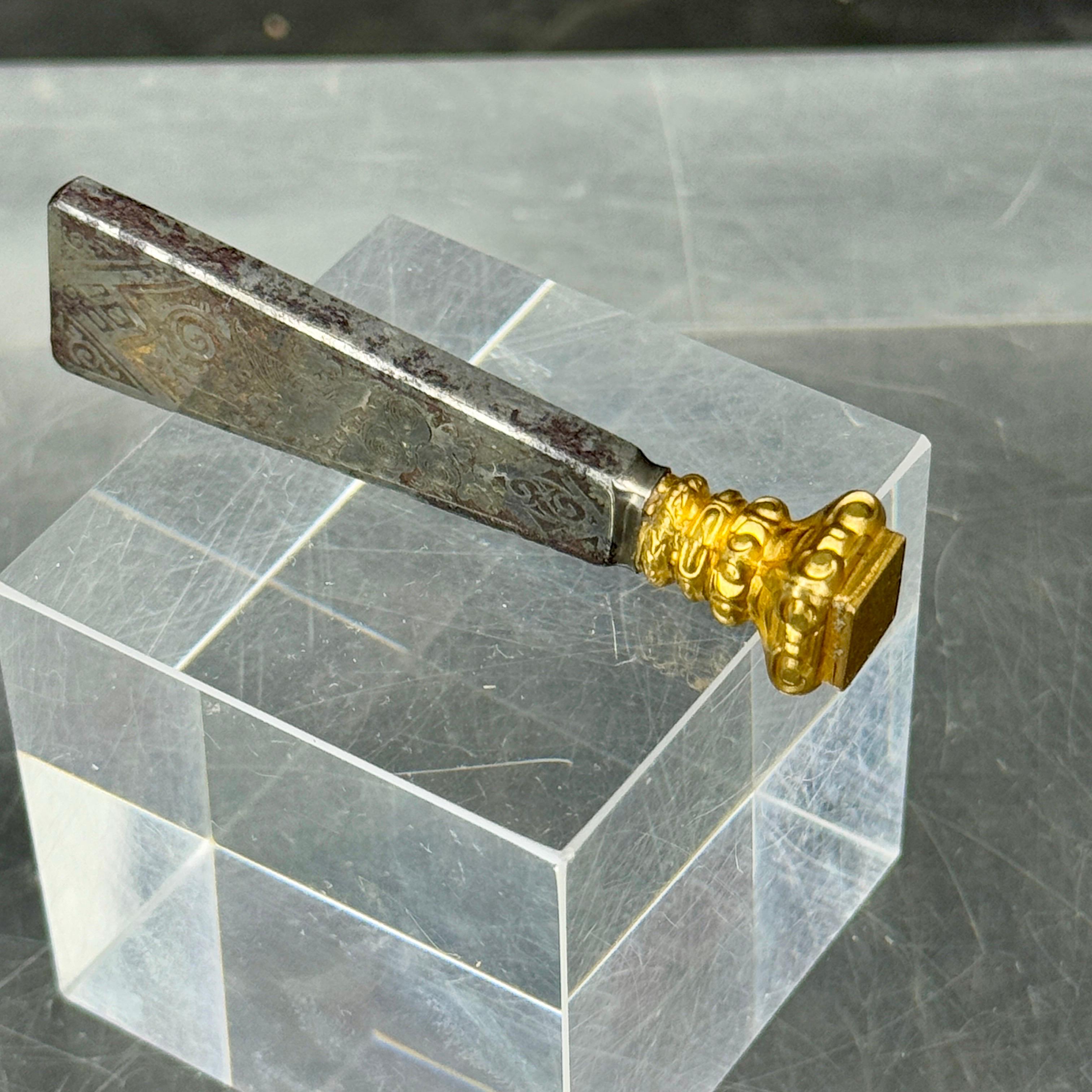 Antique French Gilt Ormolu Gilt Metal Hand Wax Seal Stamp For Sale 4