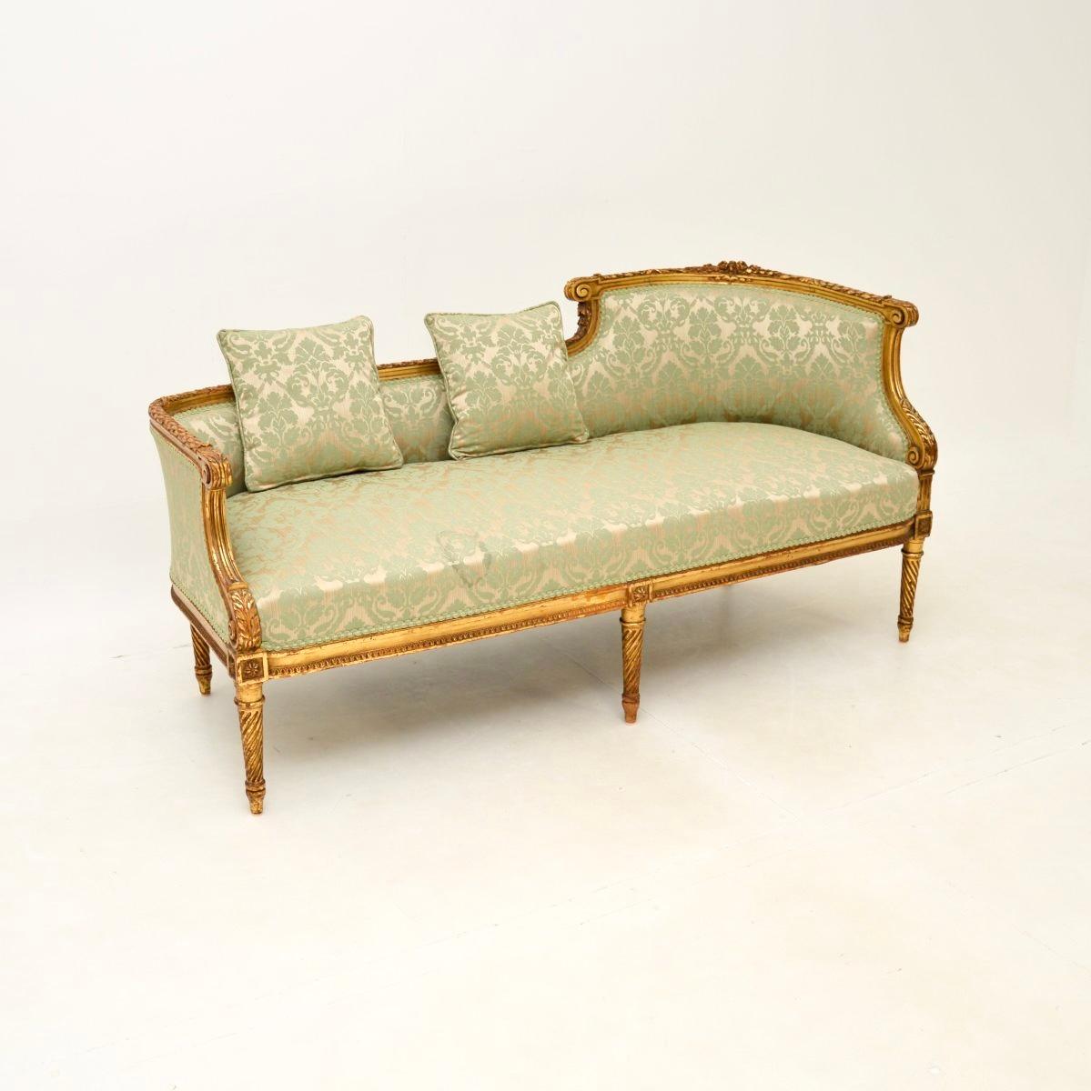 An incredibly beautiful antique French gilt wood chaise longue, we would date this to around the 1850-1870 period, possibly even earlier.

It is of exceptional quality and is a lovely petite size. There is stunning, crisp and intricate carving