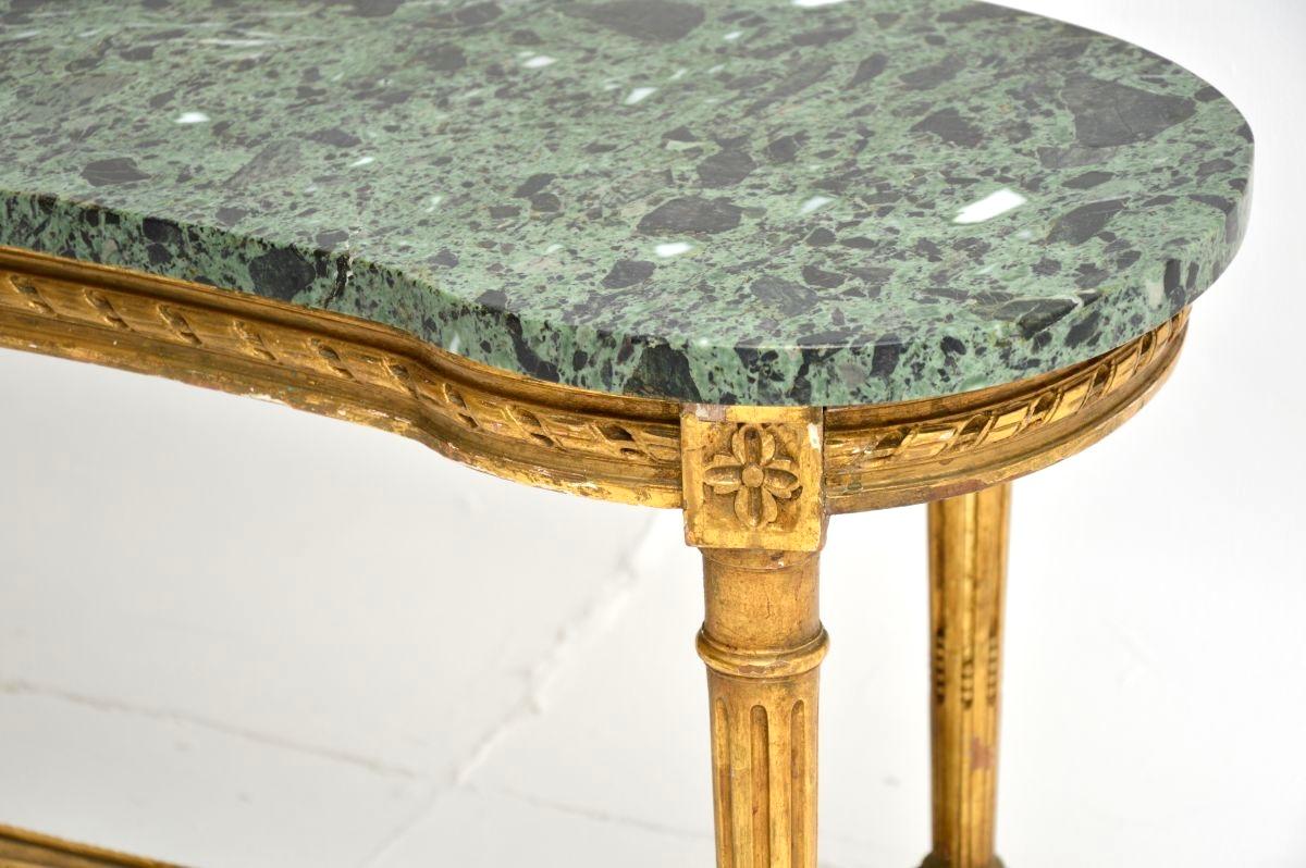 Antique French Wood dorato Tavolo da caffè con piano in marmo in vendita 3